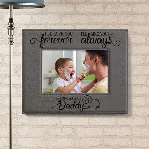 Miniatura 9 de KATE POSH I'll Love You Forever, I'll Like You for Always, as Long as I'm Living My Daddy You'll be. Marco de fotos de cuero gris grabado, papá