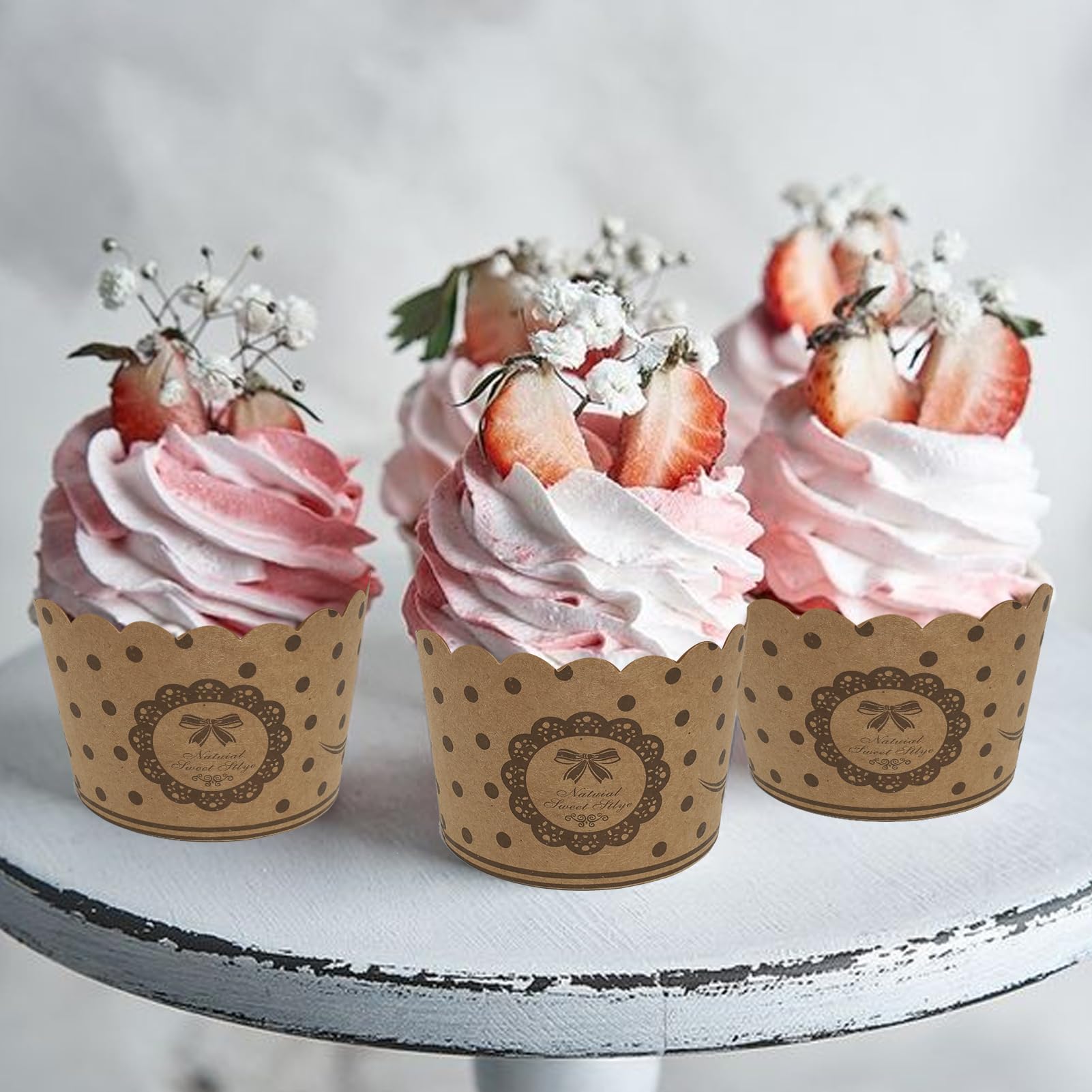 Caissettes Cupcakes Papier Moules Gâteaux, Lot de 50 papier kraft avec nœud papillon pour muffins, caissette muffins papier,Mariages et Fêtes d' Anniversaire, Écologiques et Dégradables, Marron Caissettes Cupcakes Papier Moules Gâteaux, Lot de 50 papier kraft avec nœud papillon pour muffins, caissette muffins papier,Mariages et Fêtes d' Anniversaire, Écologiques et Dégradables, Marron