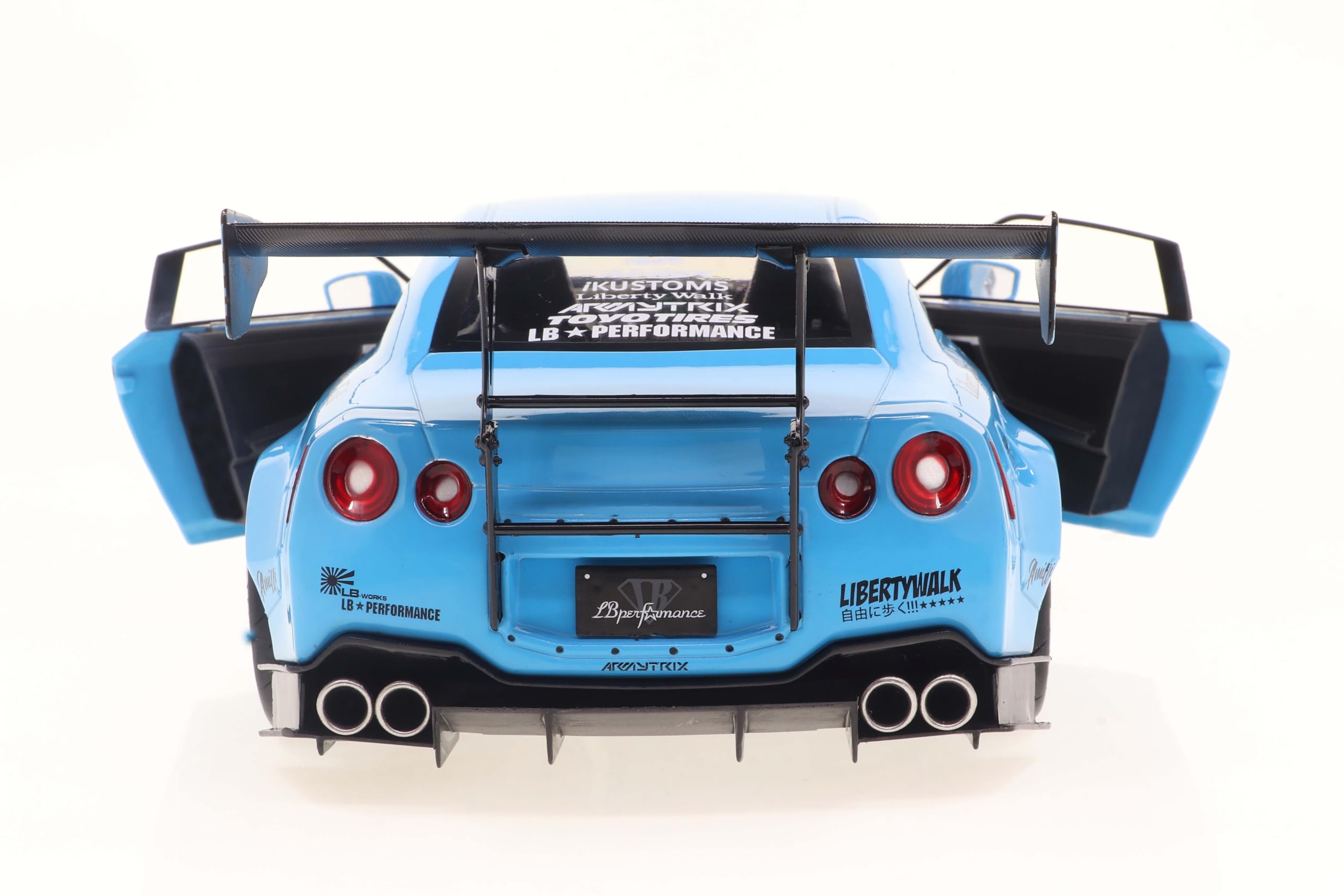 Solido 1:18 Diecast Model Nissan GT-R (R35) Liberty Walk Body Kit