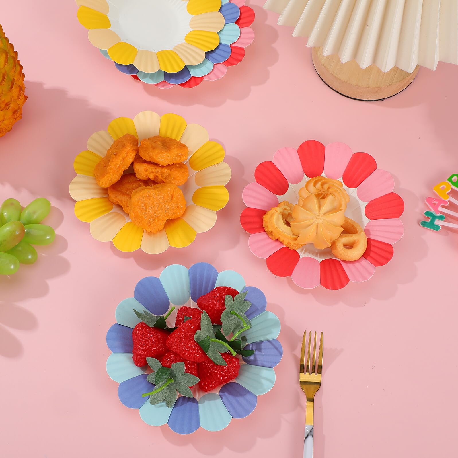 Hemobllo 150 Pezzi Piatti e Decorativi per Feste a Forma di Fiore di Carta Usa e Getta Resistente per Tavola Dessert e Snack