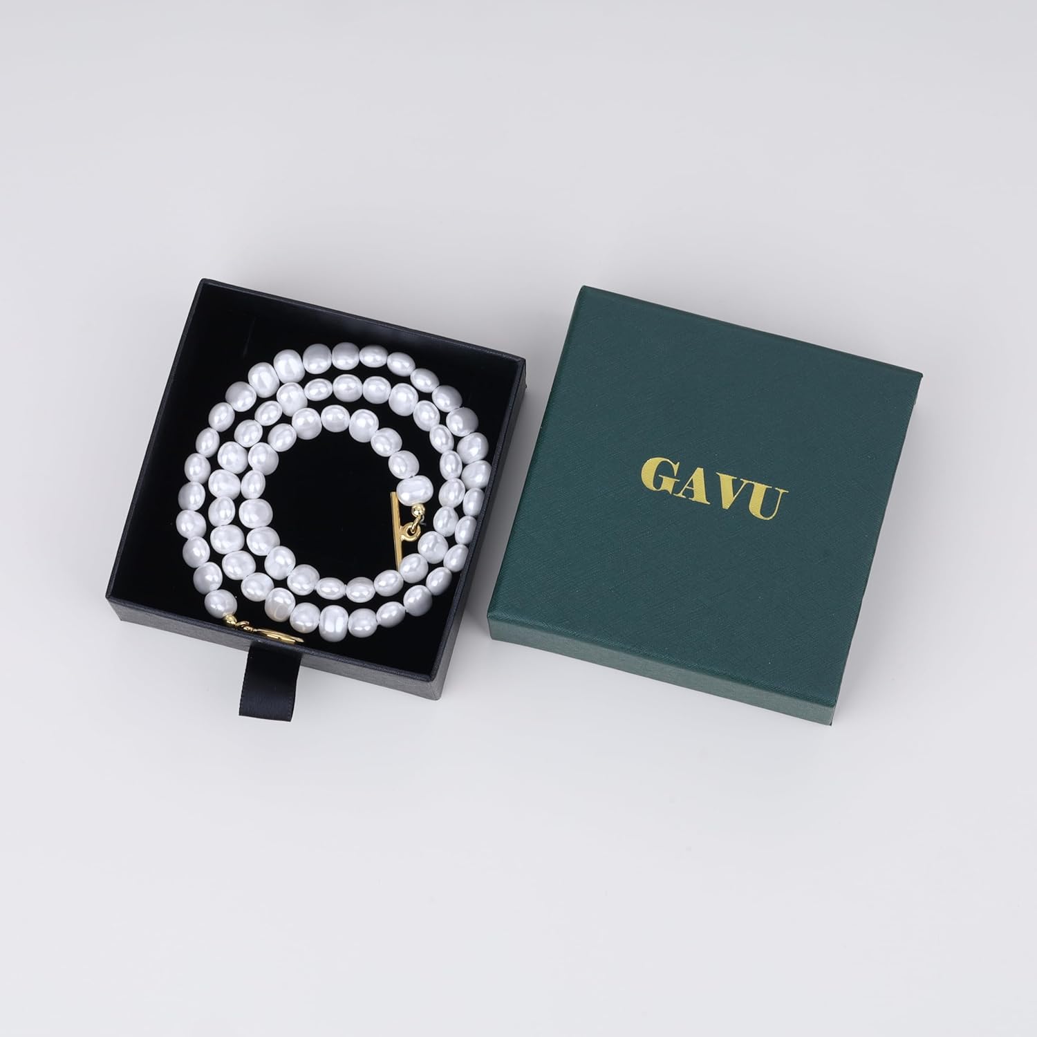 GAVU Dainty Pearl Necklace for Women Men Multicolor Shell Pearl Necklace for Men and Women - Image 6
