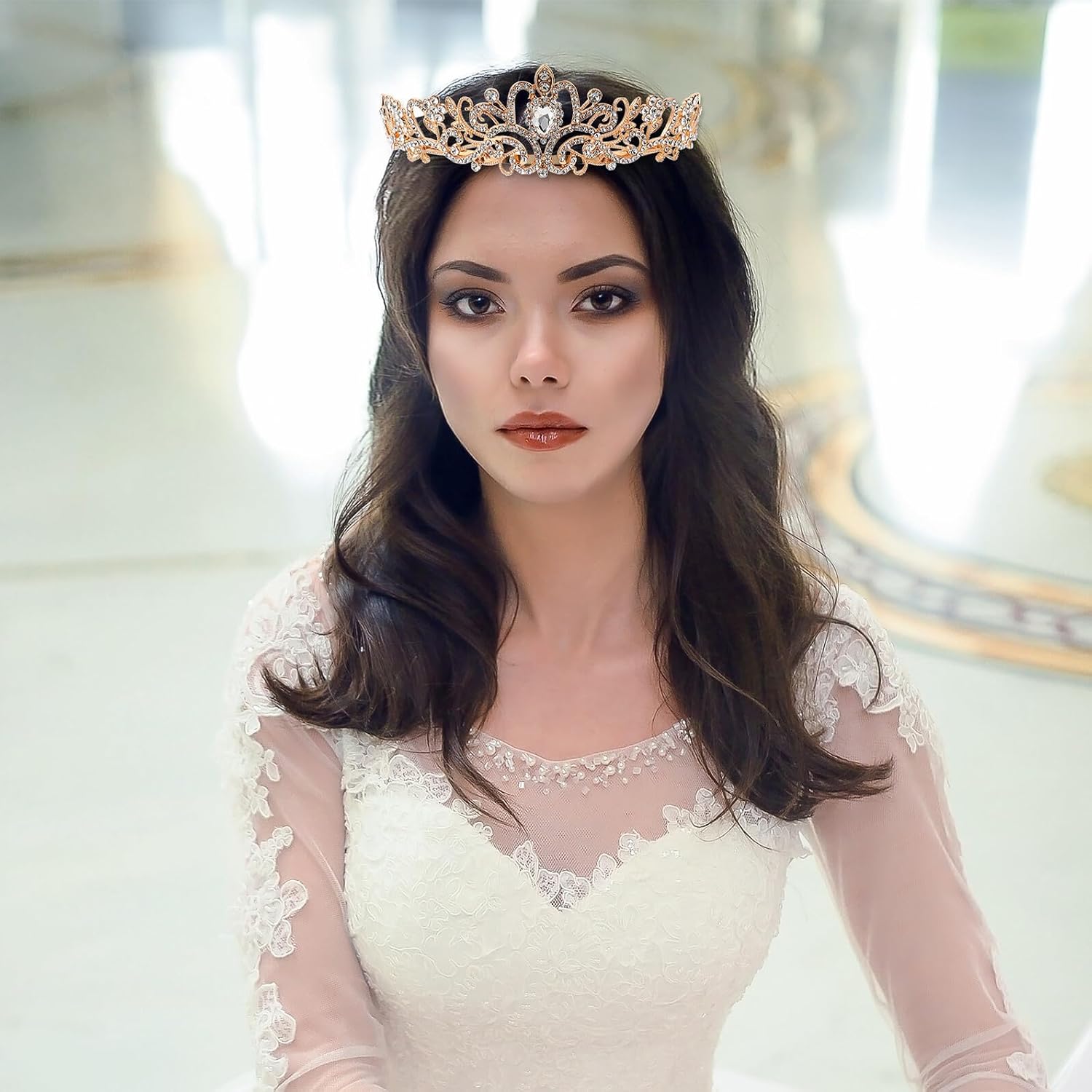 BESTYASH Rhinestone Wedding Crown Headpiece with Combs Bridal Tiara for Women Prom Party Hair Accessory Gold