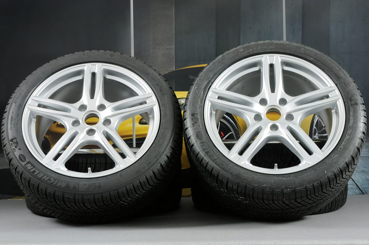 Kompatybilny z Porsche G2/971 Panamera 20" turbo koła zimowe zestaw kółek zimowych
