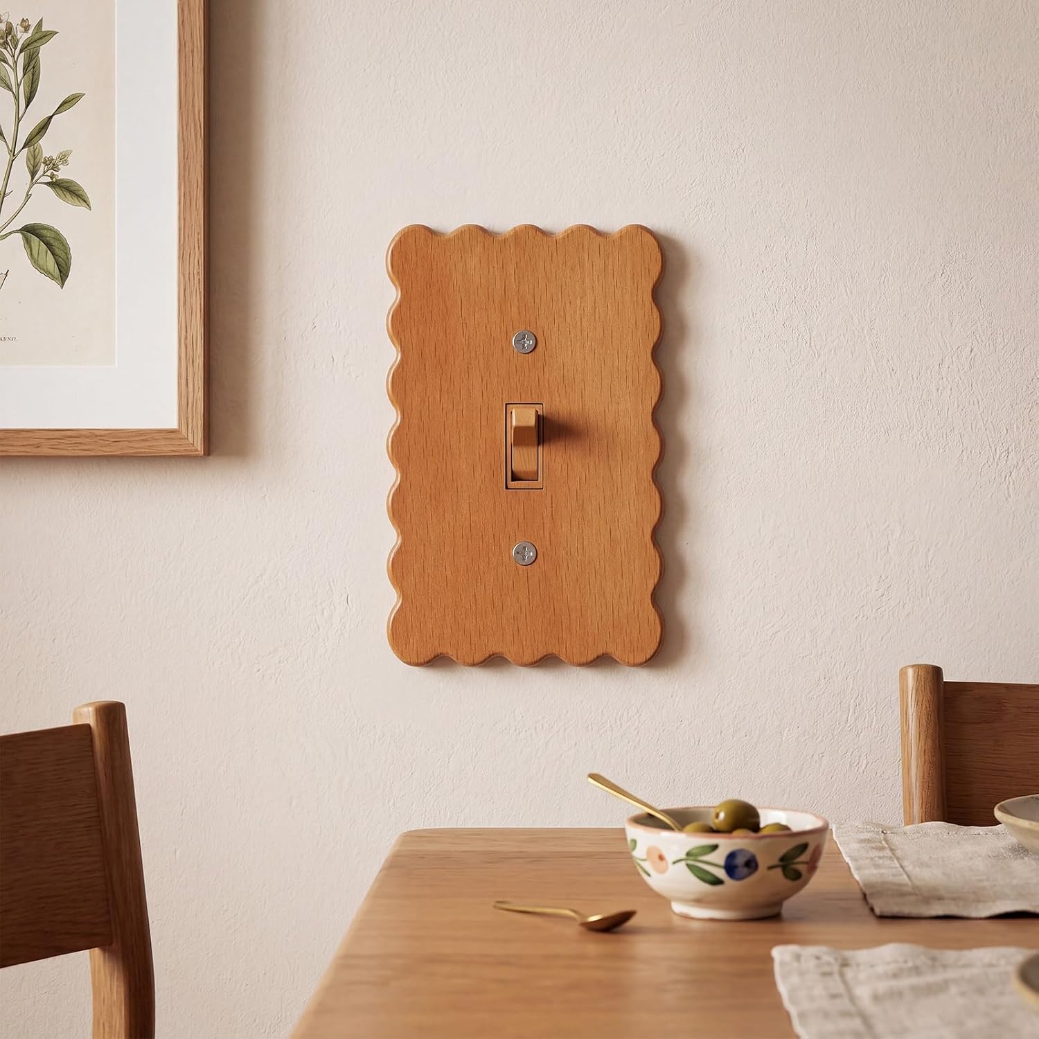 Xuhal 2 Pack Scalloped Single Toggle Horizontal Light Switch Covers Wall Plate, Natural Wood Decorative Switch Plate Covers for Kitchen Bedroom Home Decor