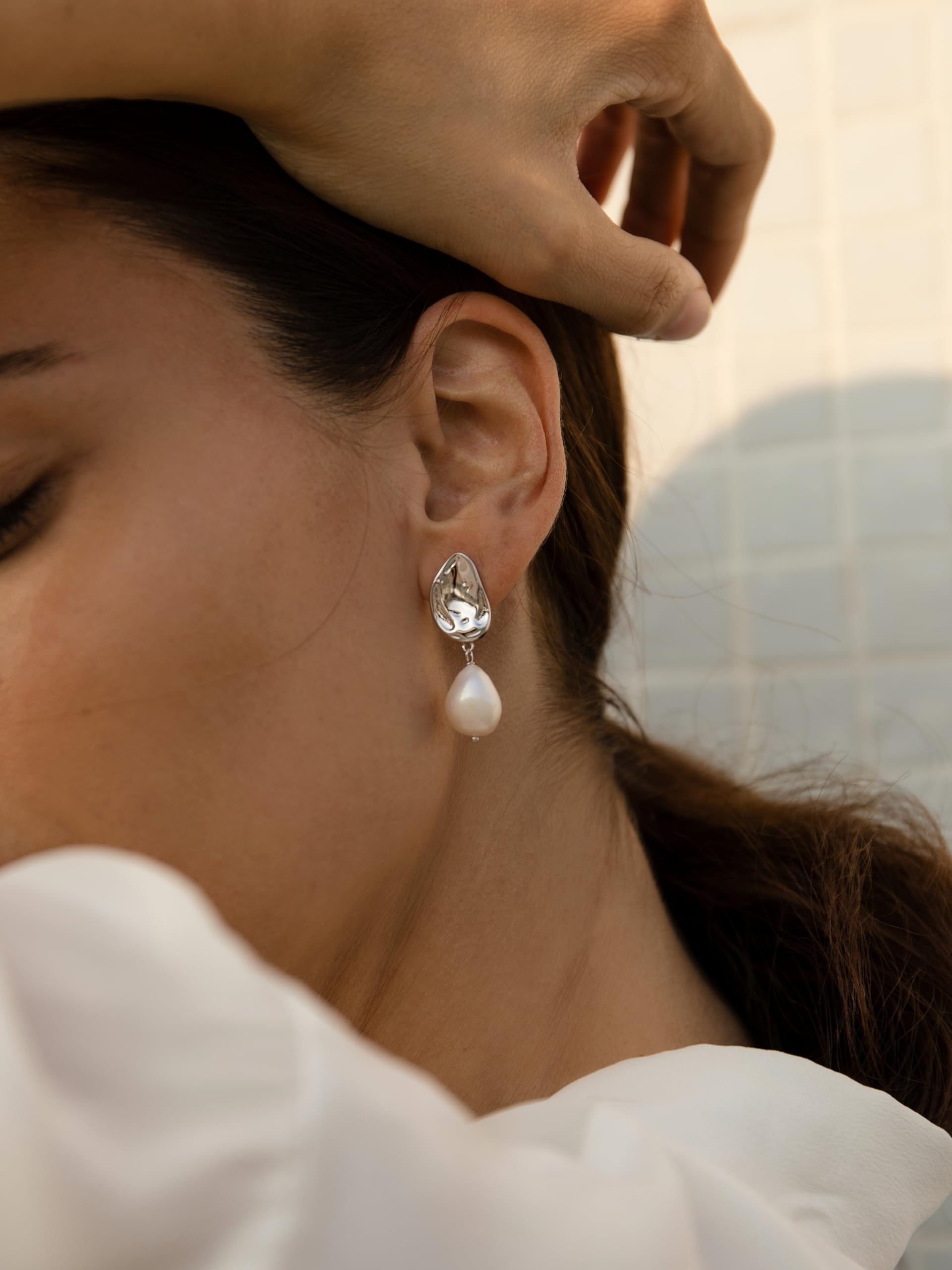 Pendientes perla colgante diseño líquido irregular