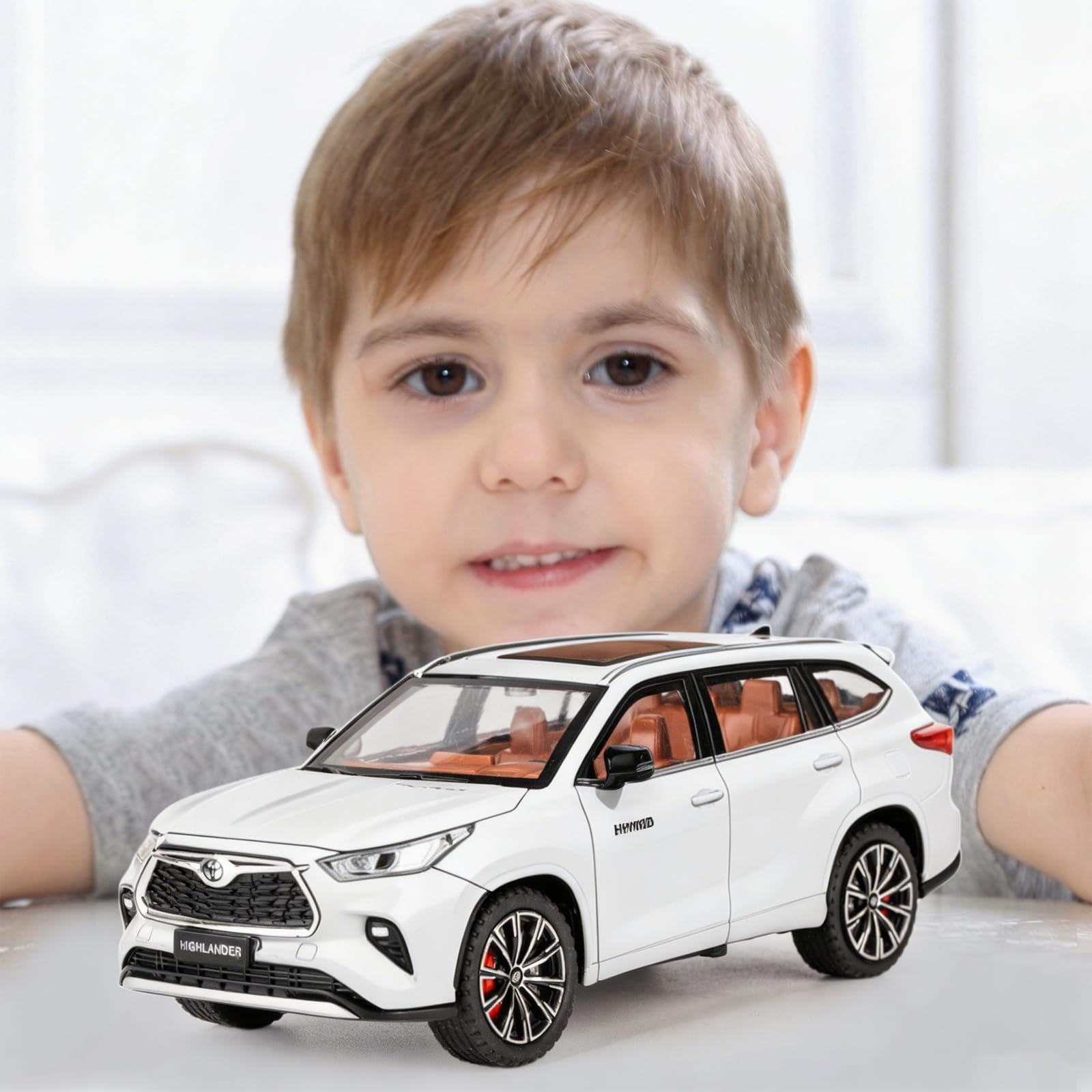 萬代屋【クライスラー バリアント セダン白】ブリキtin toy car【箱無】 Amazon.com: BDTCTK 1/24 Highlander Model Car, Zinc Alloy Pull Back