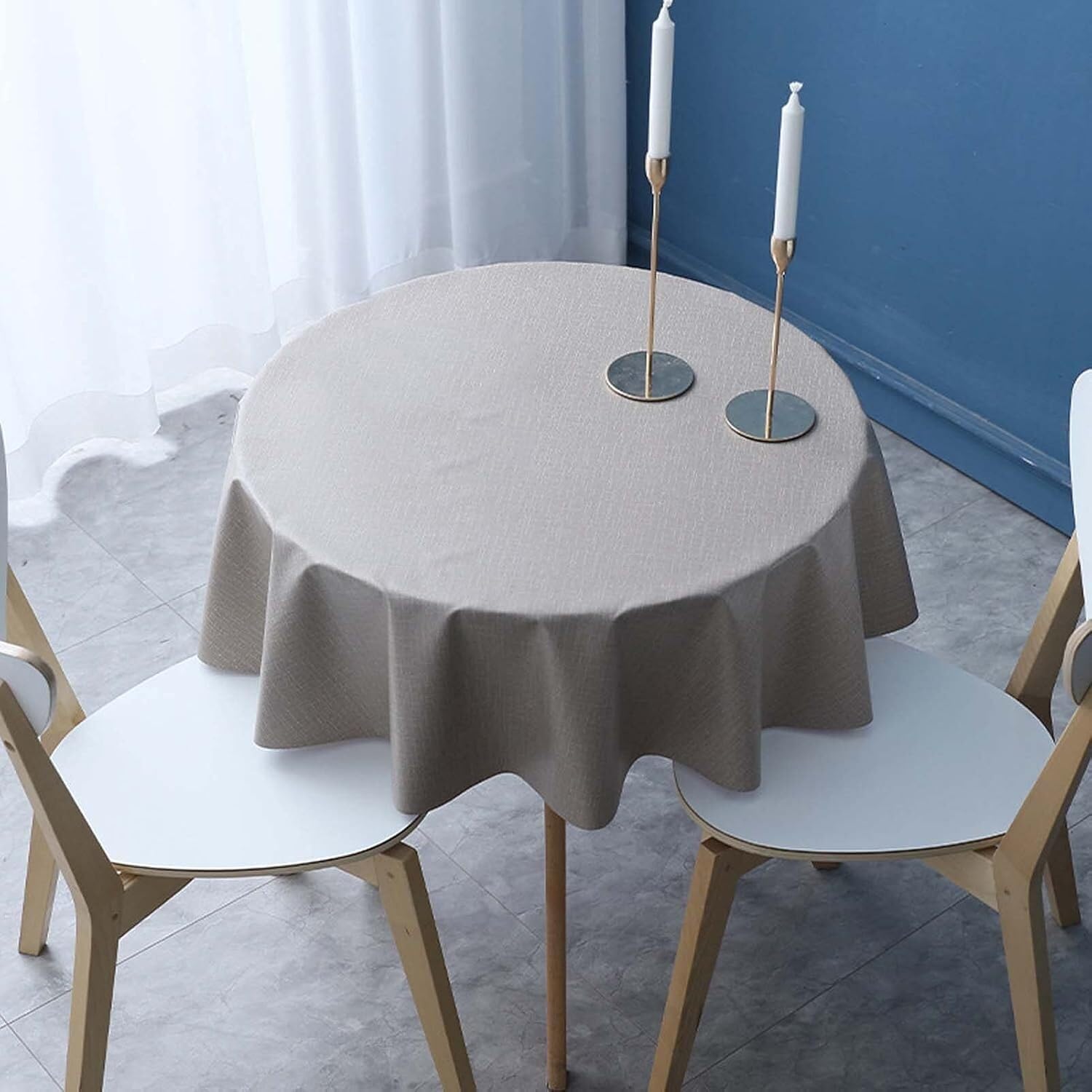 Nappe ronde en vinyle antitache pour protéger la table de cuisine des enfants