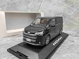 トヨタ ノア 1/30スケールミニカー シルバー Amazon | ミニカー 1/30 トヨタ ノア NOAH 80 後期