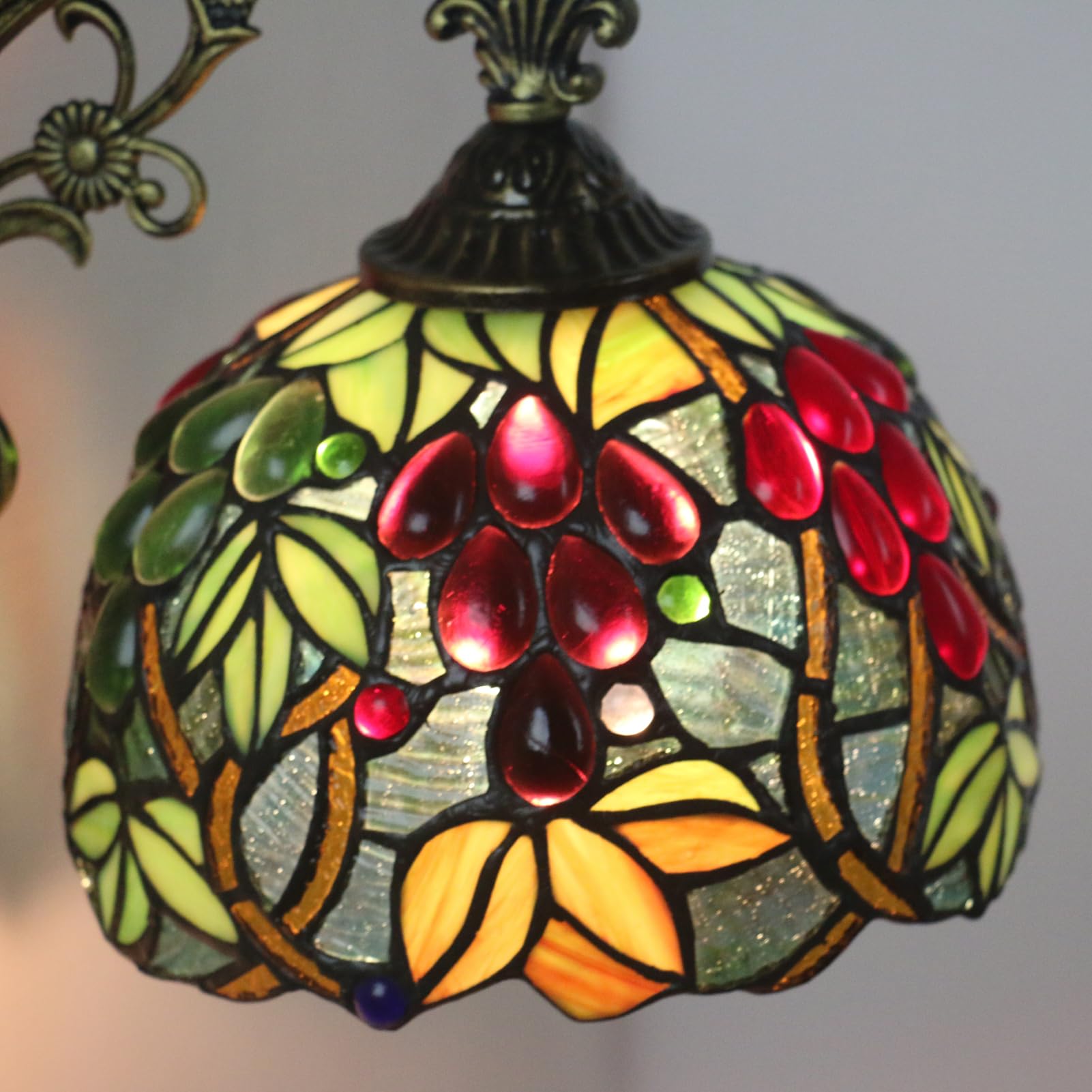 Wandleuchten, Tiffany Wand Lampe mit 8 Zoll Lampenschirm aus Buntglas und Gestell aus Metall, Wandlampen Vintage Wand Licht für Innen Wohnzimmer Korridor Treppen Flur, Grape