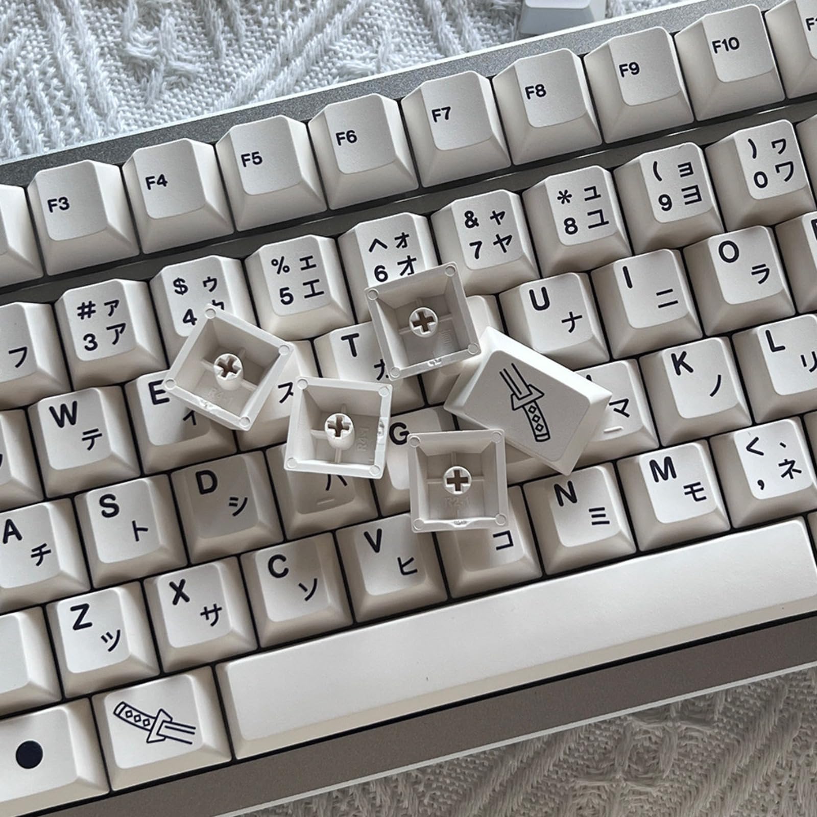 Amazon.co.jp: XuduKJ キーキャップ PBT 熱昇華, 109個セット