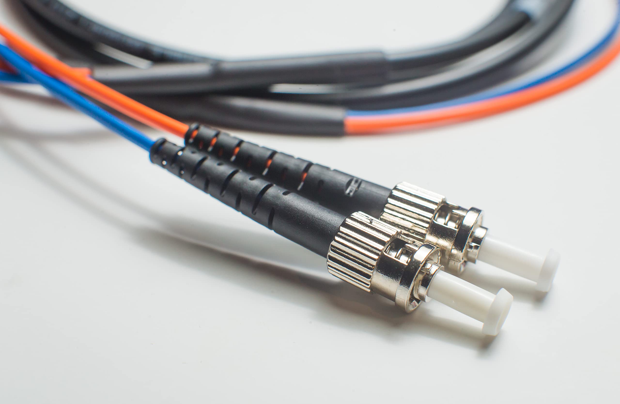 Amazon | FiberCablesDirect - 50M OM4 SC ST ファイバーパッチ