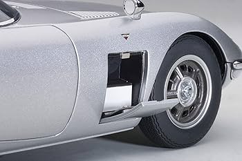 トヨタ 2000GT ミニカー シルバー 1/18 Amazon | AUTOart 1/18 トヨタ 2000GT シルバー | ミニカー