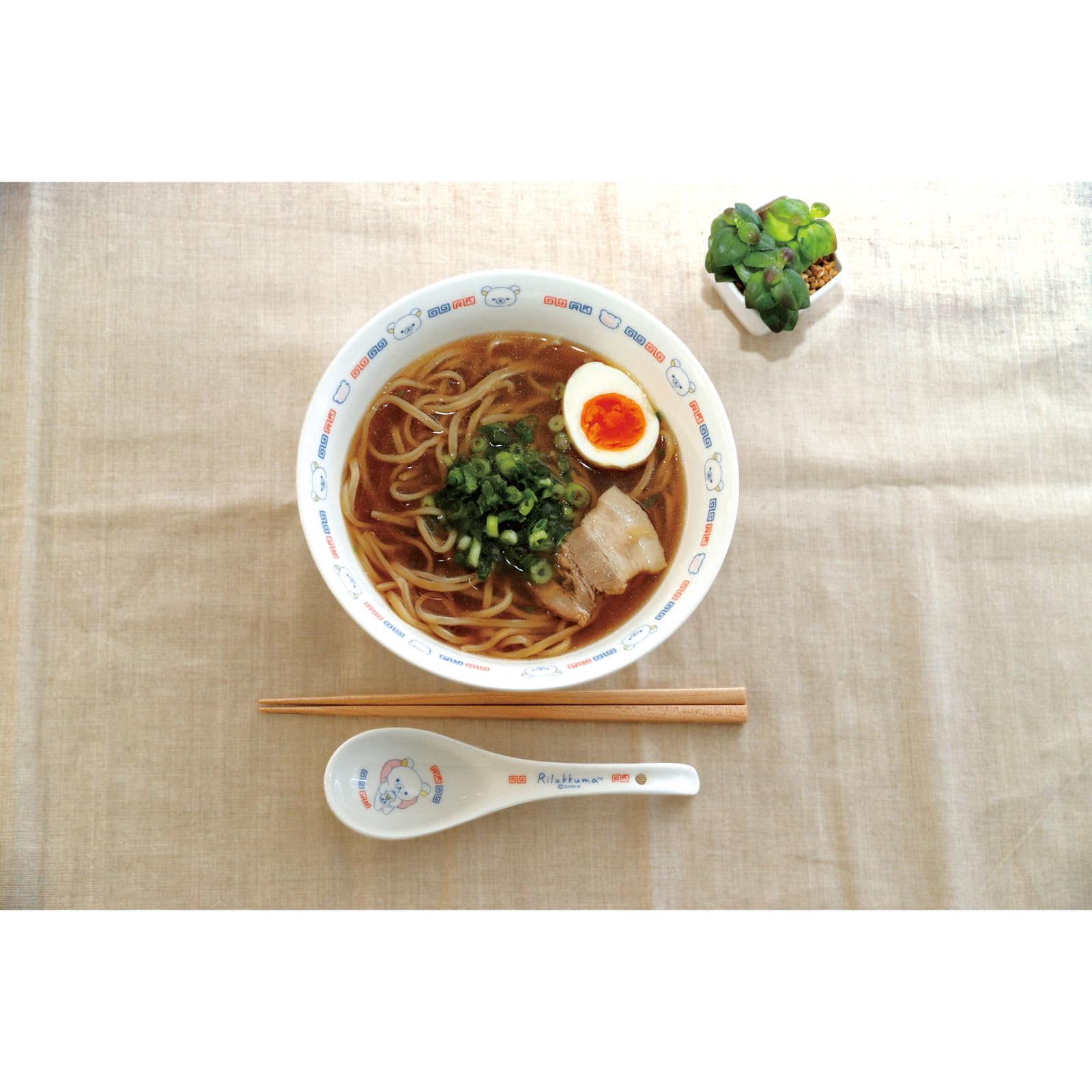 リラックマ飯店　チャーハン皿　しょうゆさし　ラーメンどんぶり リラックマ飯店 チャーハン皿 しょうゆさし ラーメンどんぶり