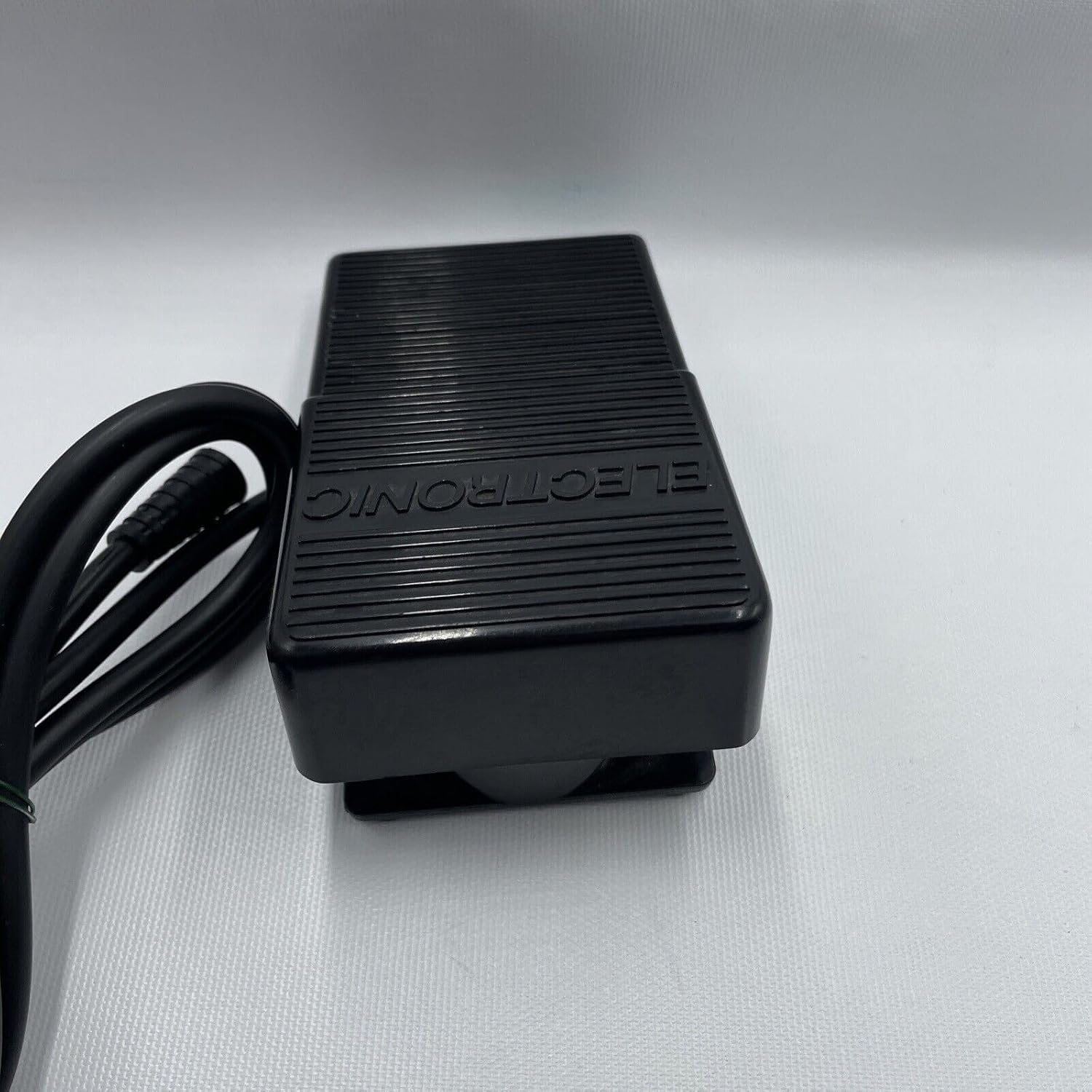 Pneumatic Air Foot Control Pedal for Singer Electric Sewing Machines #988667-001