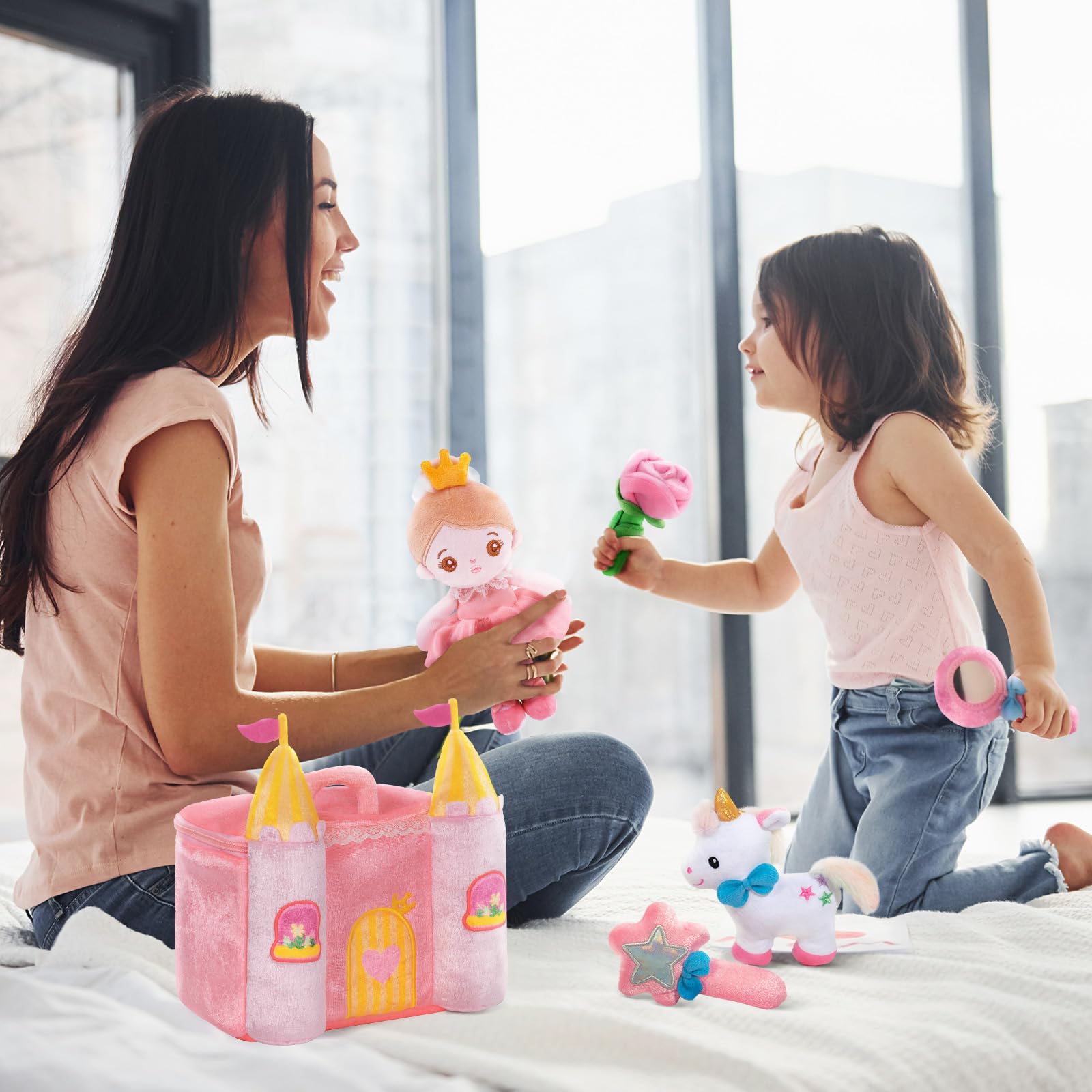 OUOZZZ Château Jouet de Princesse- avec 5 Jouets en Peluche，Peluche Licorne、Poupée de Chiffon、Cadeaux d'anniversaire pour Les Filles âgées de 1, 2 et 3 Ans