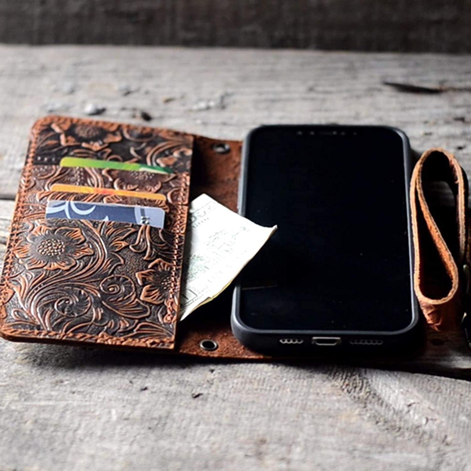 JJNUSA Compatible with iPhone 13 pro 6.1 incehs Handmade Genuine Distressed Leather Wallet Case Flip Cover with Wristlet Brown