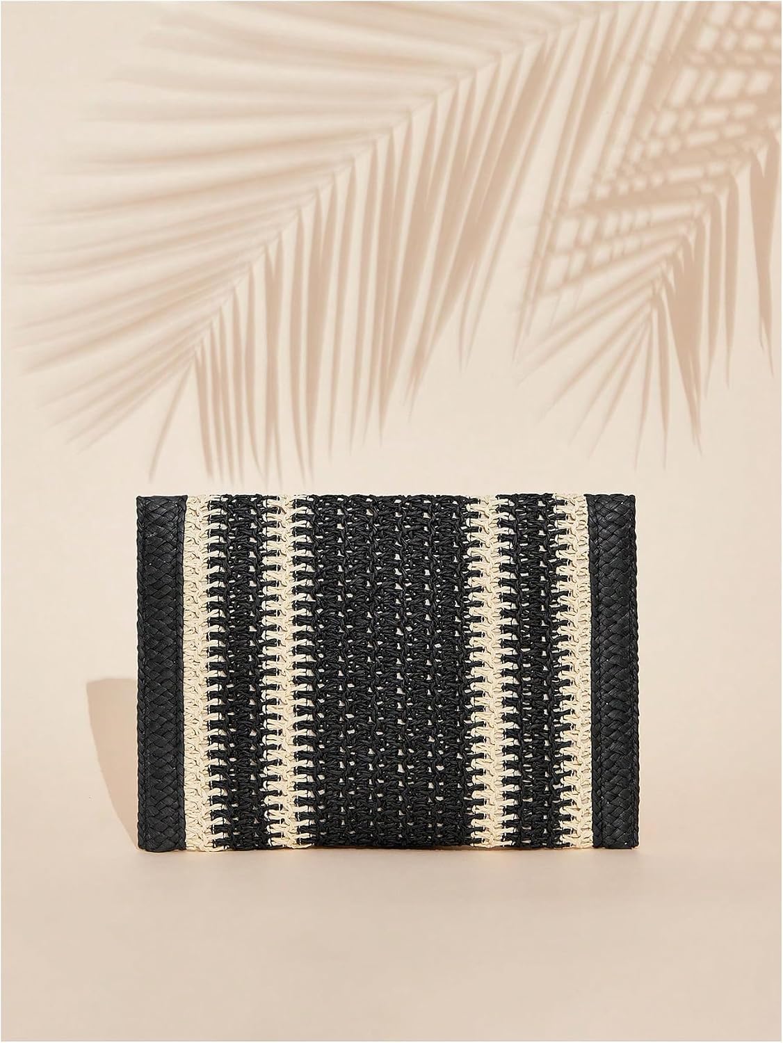 OYOANGLE Women's Color Block Woven Clutch Bag Straw Fringe Flap Small Striped Boho Purse Handbags