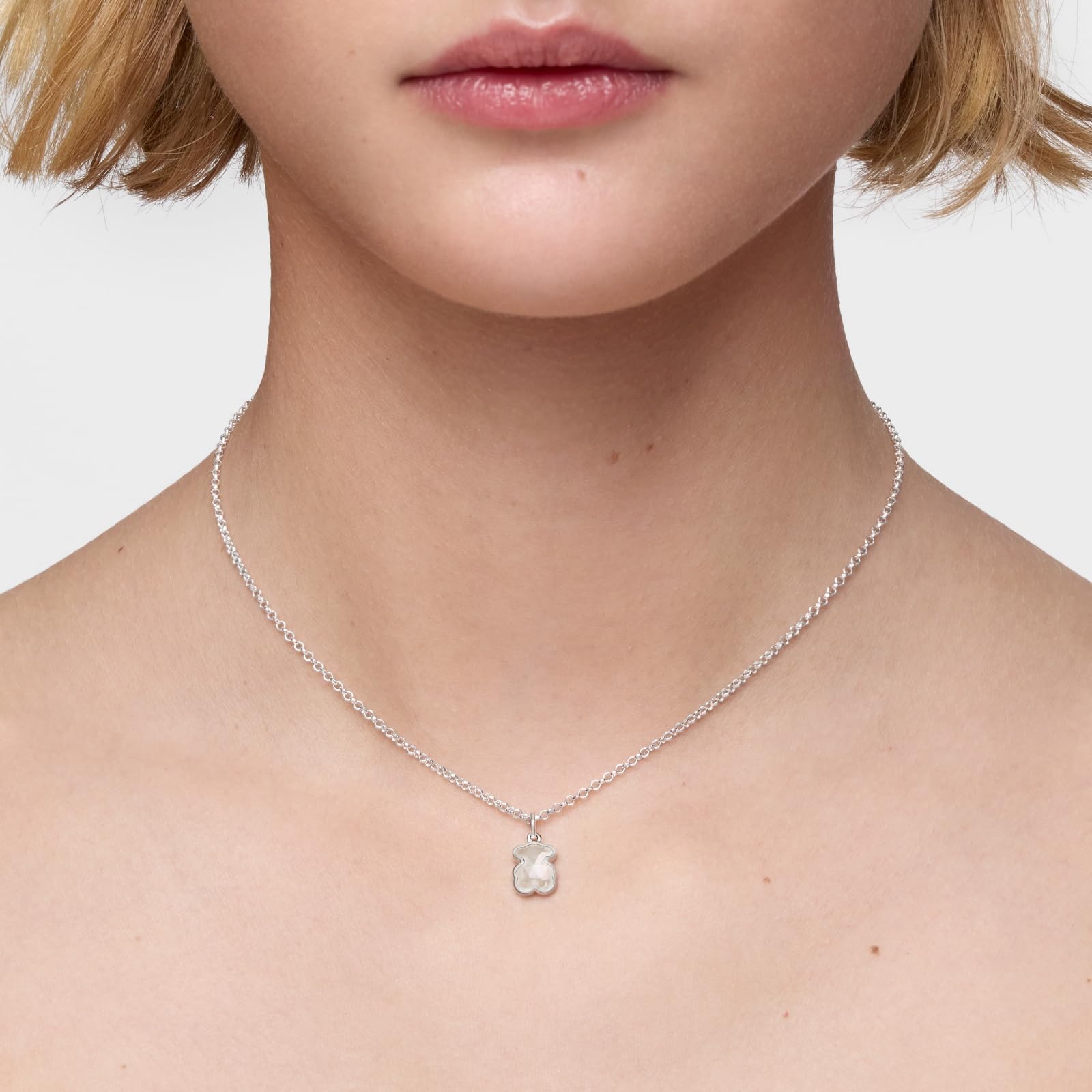 TOUS Collar corto de plata y motivo oso en nácar, Para Mujer, Colección Icon Color