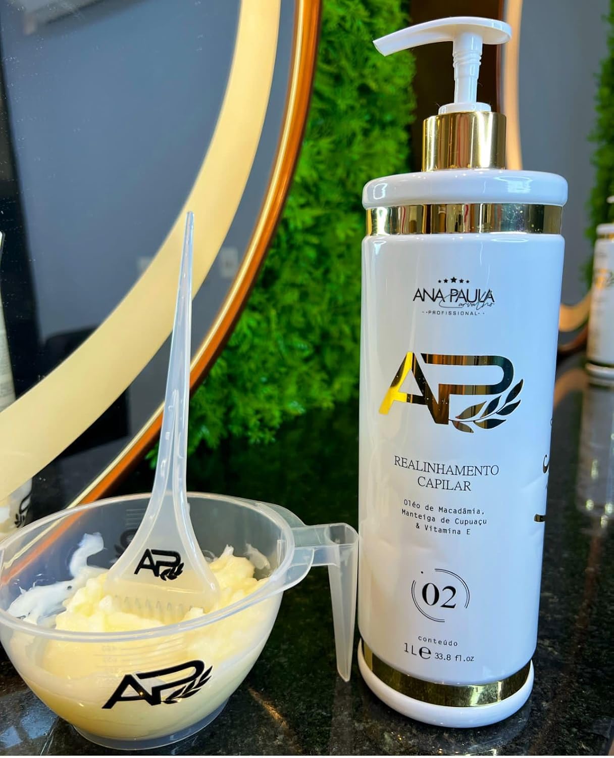 Ana Paula Carvalho's Kit Liso Lambido 1L + 500ml