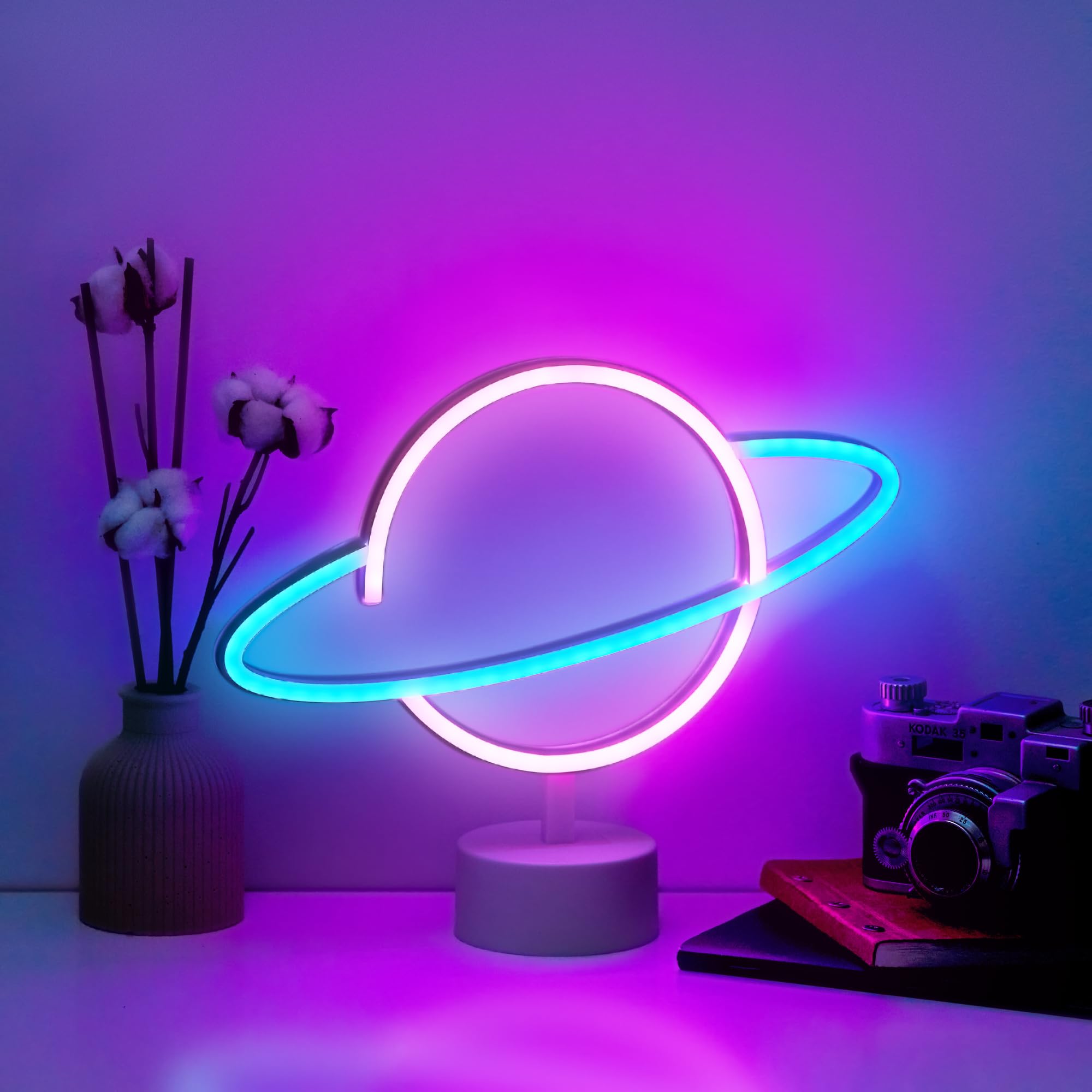 Lumoonosity Panneau Néon Planète Moderne 17.5 Cm X 31 Cm En Plastique, Montage Mural, Rose, Astronomie Et Espace, Rectangulaire, Cordon D'alimentation Inclus