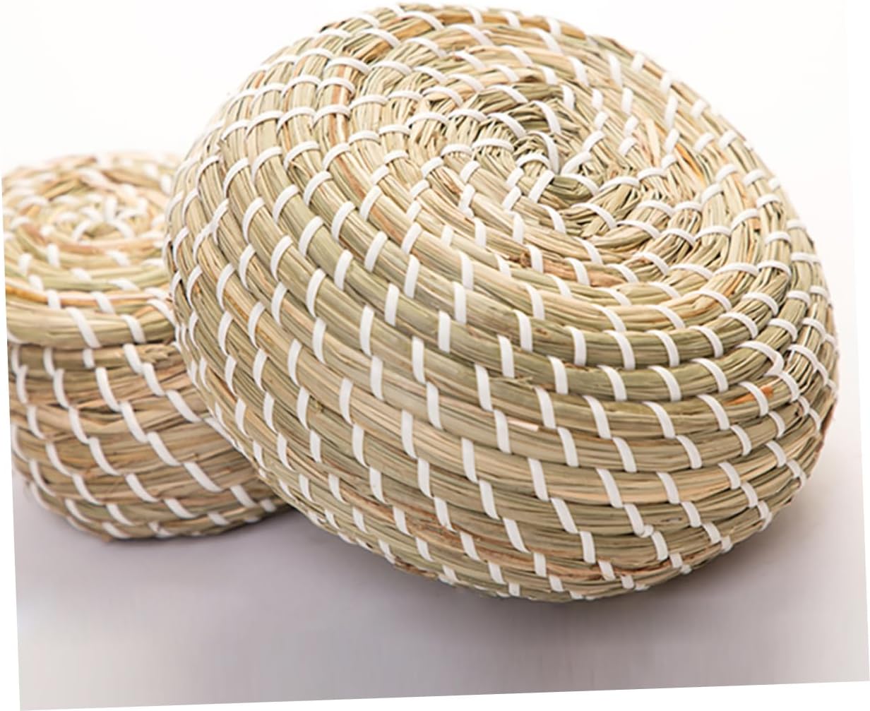 Cabilock 3pcs Mini Straw Hand Woven Storage with Lids Wicker Round Small Seagrass Box Desktop Storage Basket Bathroom Desktop Kitchen Toy Storage Bin(Assorted Color)