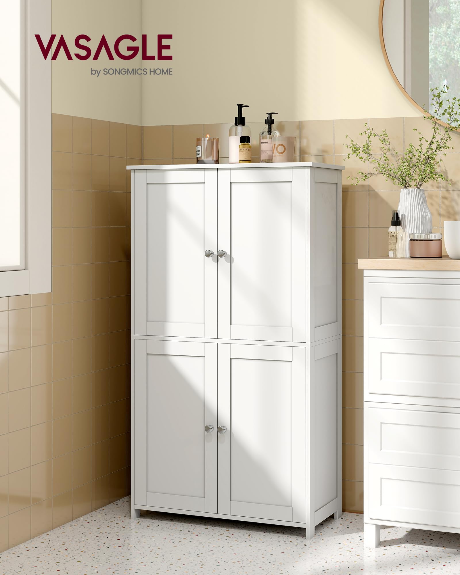 VASAGLE Mueble de Baño, Armario de Almacenaje, con 2 Estantes Regulables y 4 Puertas, Mueble Alto para Cocina, Blanco Nube BBC553WH01