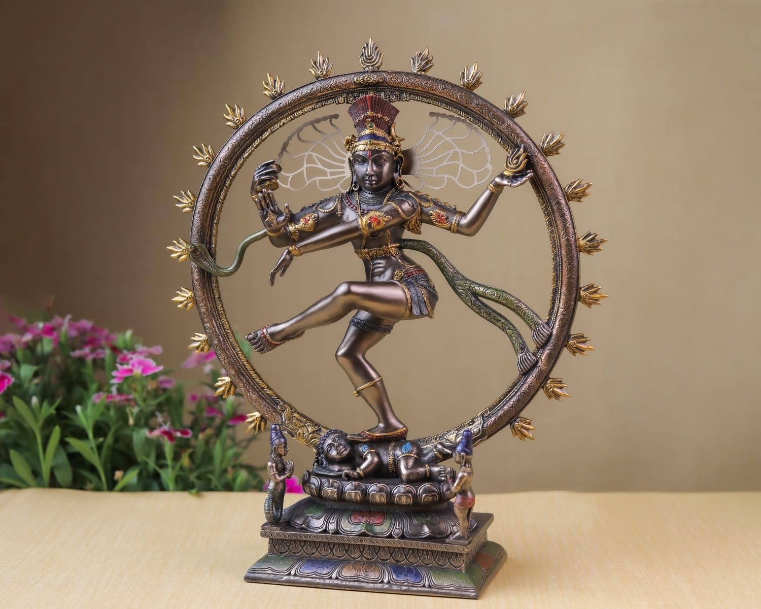 Statua Nataraja, statua di Shiva Nataraja in bronzo legato, 25,4 cm, maestosa Shiva in posa da ballo, ideale per la decorazione della casa, Lord Shiva nella danza cosmica, perfetta per la