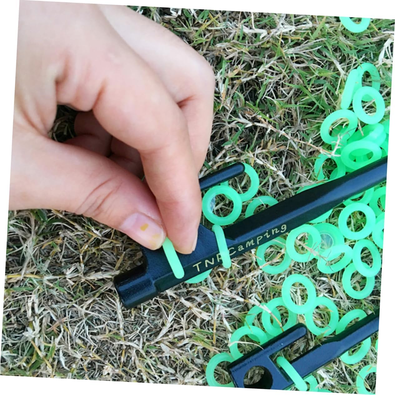 100Pcs Silicone Tent Peg Rings Fluorescent Markers for Camping | Light Green Glow, Safe Reminder Accessory, Practical and Convenient, Outdoor Traveling, 100 Pack Silicone Rings