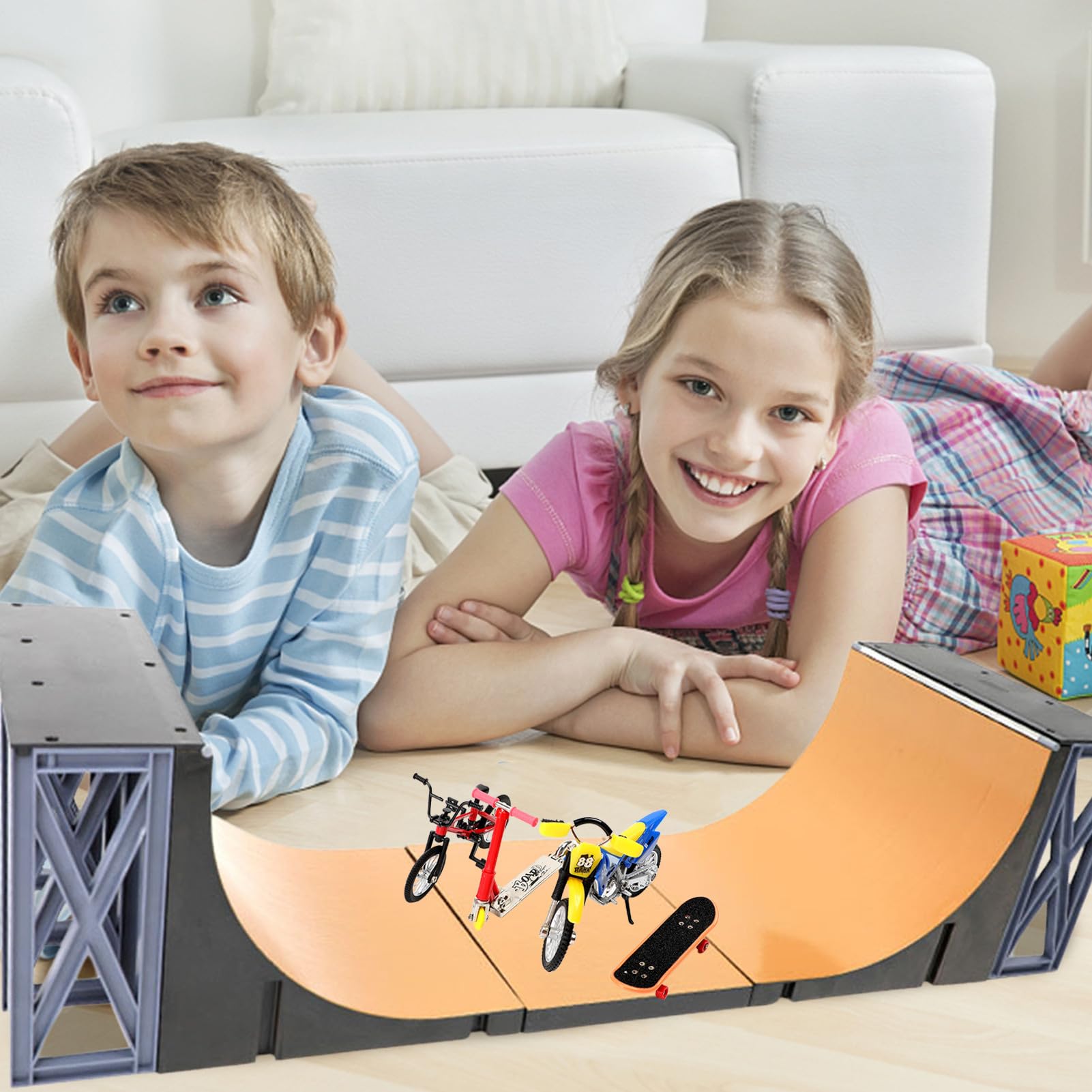 Générique Coffret Cadeau Skateboard – Mini Rampe à Doigts, kit de terrasse Portable, Pack de à Main, Parc de Skate créatif, Planche à Collectionner | Inspire l'imagination pour Les et Les adolesc