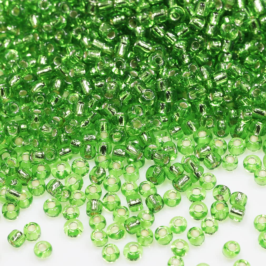 Bala&Fillic Size 8/0 Glass Seed Beads Green Color 3mm Transparent Silver Lined Seed Beads for Making Bracelet Necklace and Jewelry About 3600pcs/100g (Green)