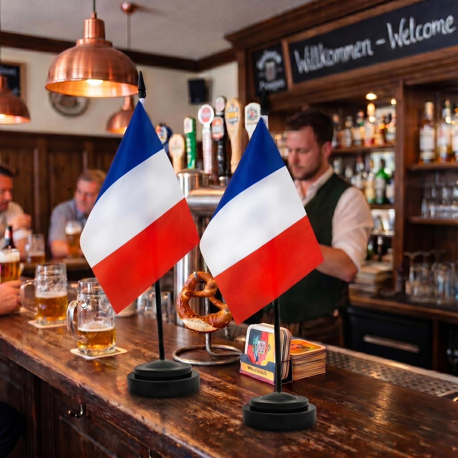 Drapeaux de Table France Lot de 2, 21 x 14 cm, Mini Drapeaux en Polyester avec Mât et Socle Plastique