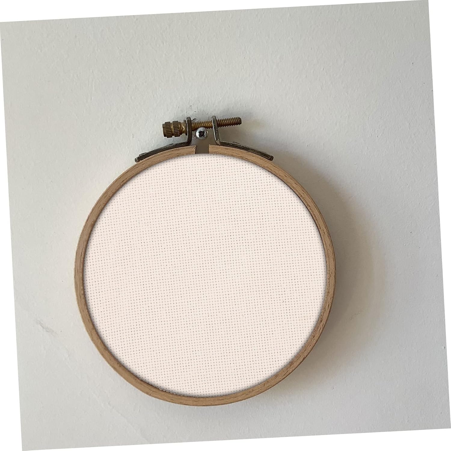 OSALADI 1Pc Portable Russia Embroidery Material DIY Cloth for Creative Stitching Projects Durable and Lightweight for Art Crafts for DIY Enthusiasts and Present Giving