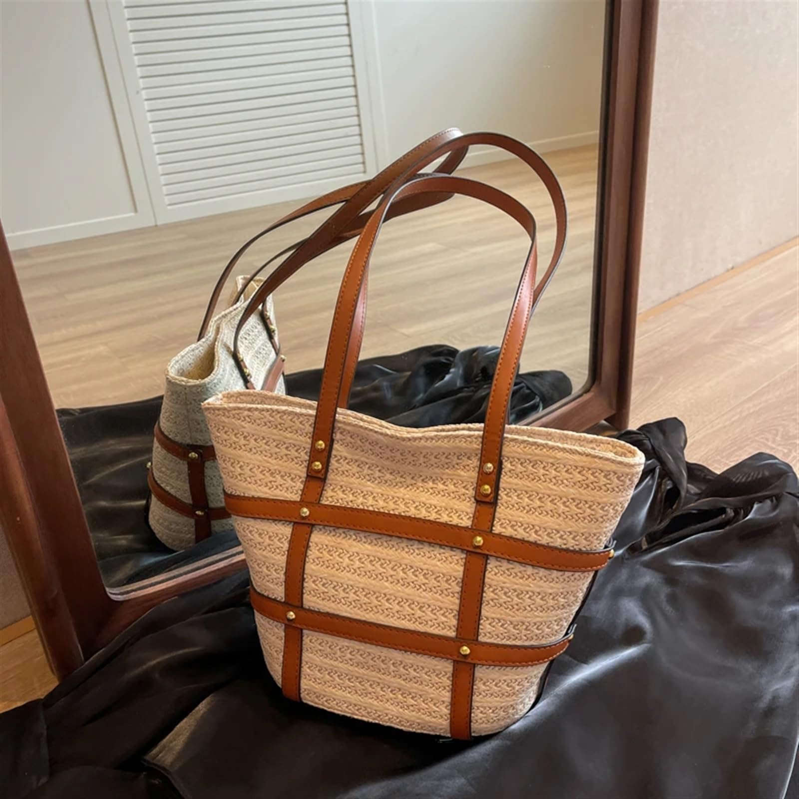 Stroh Handtasche Damen Große Winter Large-Capacity Straw Bag Bag Fashion Shoulder Bag Versatile Large-Capacity Tote Bucket Bag Entworfen Für Die Reise Zum Strand Im Urlaub(Khaki with Black)