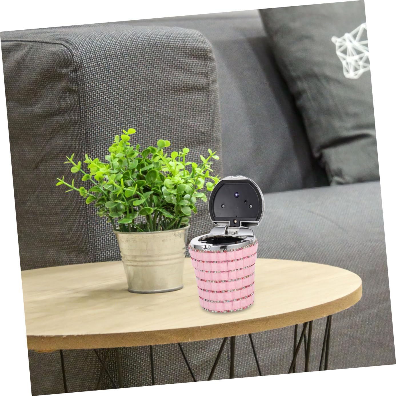 LED Light Car Ashtray with Lid Portable Plastic Ashtray for Auto Cup Holder for Smokers for Home and Office Use