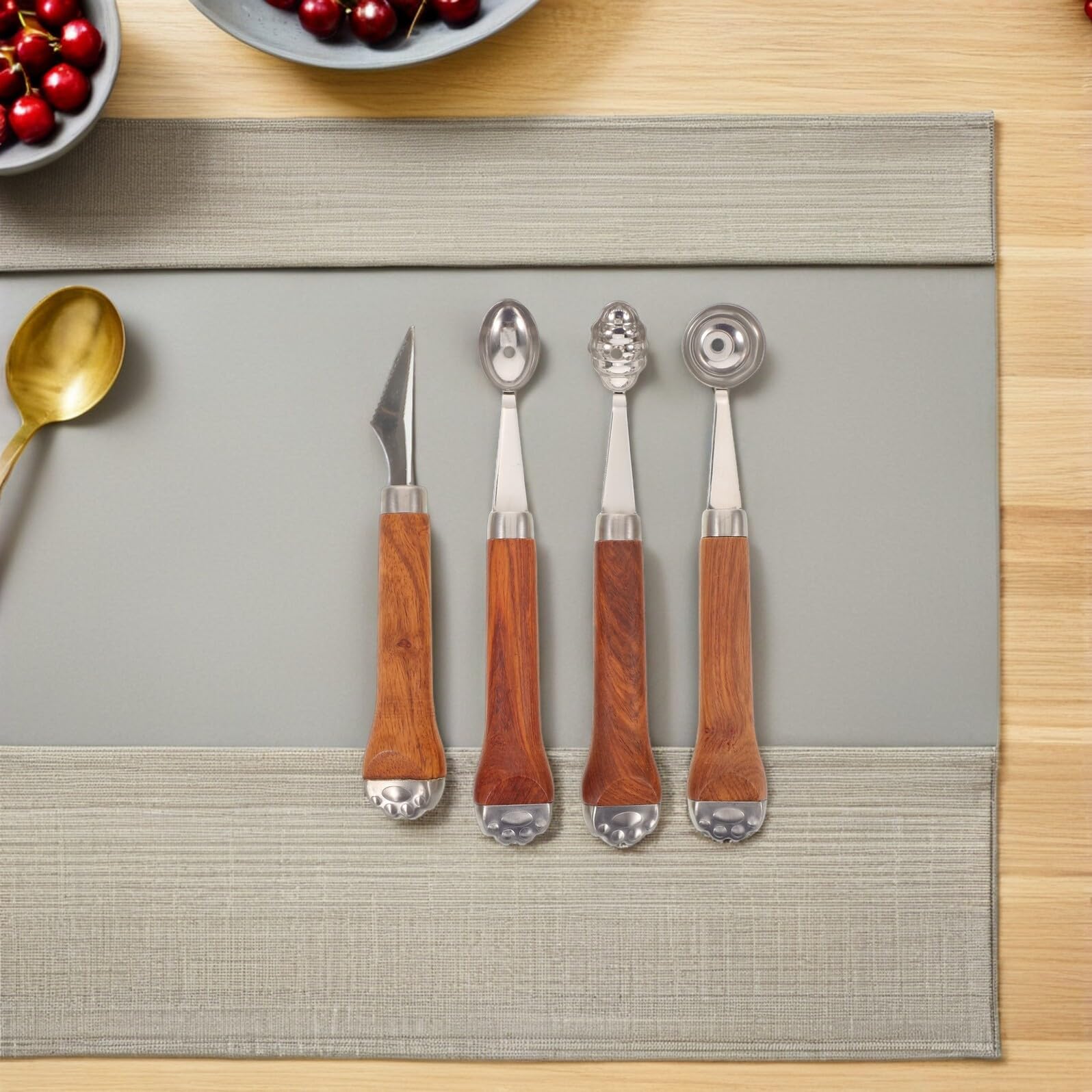 Juego de 4 Piezas Sacabolas de Fruta de Acero Inoxidable con Mango de Madera en Forma de Pata de Gato Cuchara Dentada para Melón y Sandía Cortador Multifuncional para Postres y