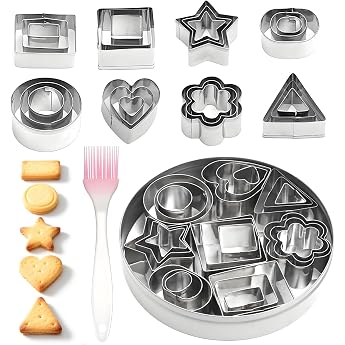 Pack of 24 Mini Cookie Cutters Stainless Steel with Brush 8 Shapes Cookie Cutters Children Flower Cookie Cutters Fondant Cutters Biscuit Cutters for Baking Cookie Cutter for Preparing Biscuits Cookies