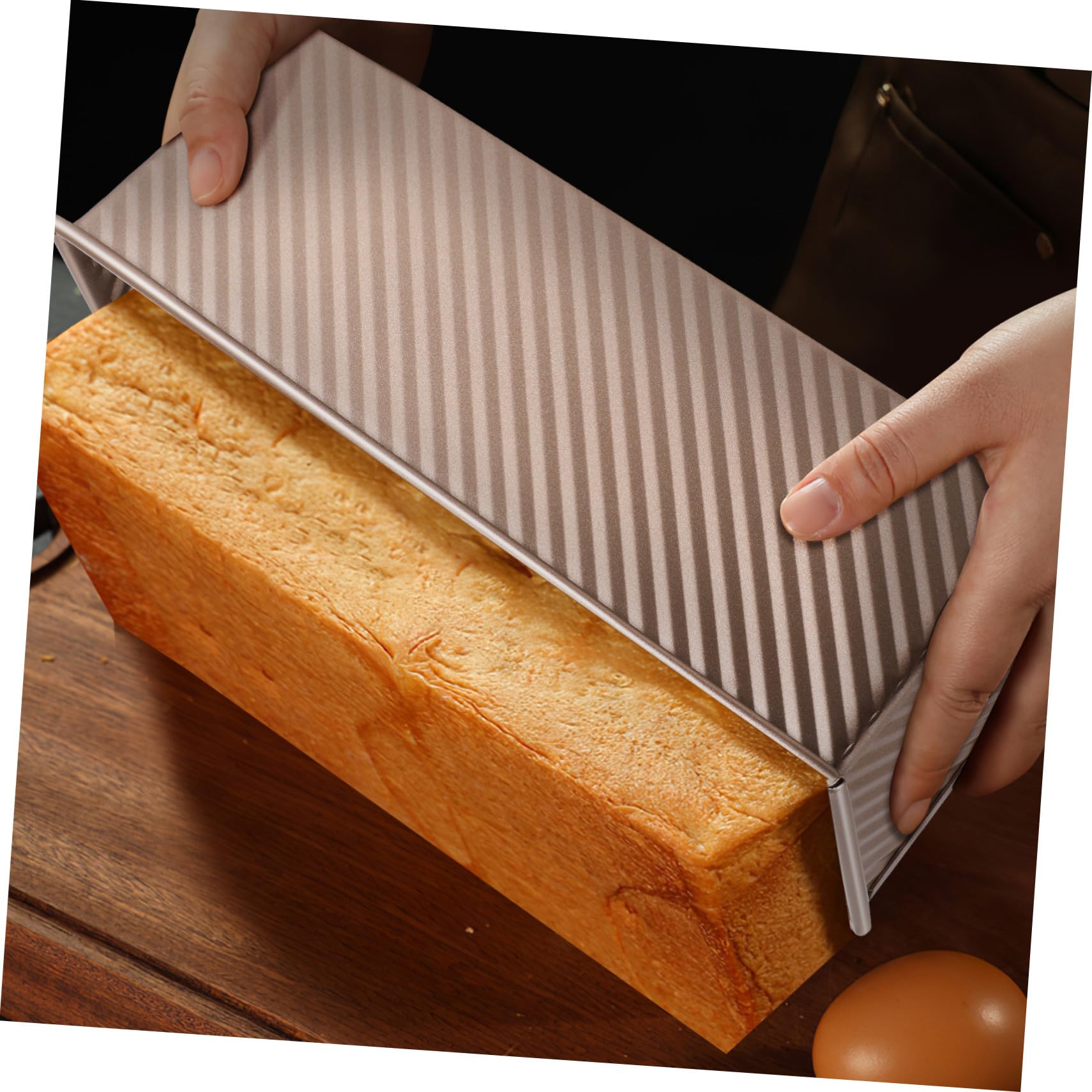 VALICLUD Antihaft Metall Kastenform mit Deckel 12.6X4.7X4.3 Zoll für Gleichmäßiges Toast und Kuchenbacken Inklusive Belüftungslöchern für Hobbybäcker