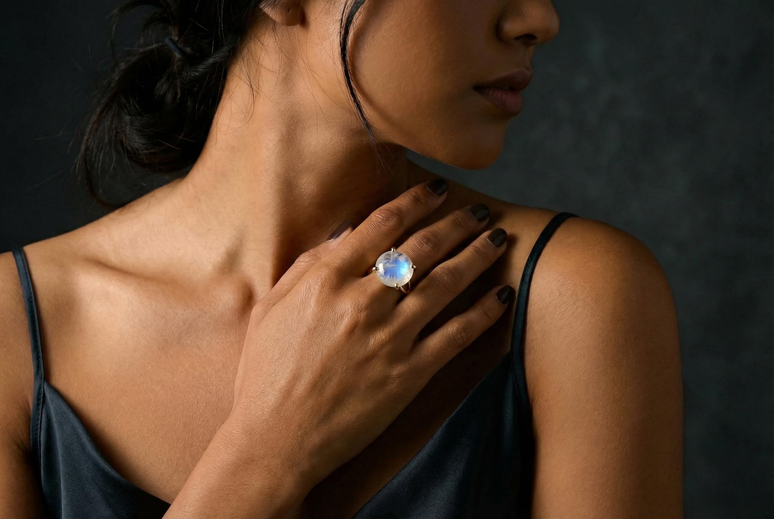 Anillo de Joyería de Piedra de Luna Iridiscente - Anillo Redondo de Oro de 14k Personalizado - Anillos de Compromiso de Boda Únicos - Regalo de Aniversario, Cumpleaños y Día de la Madre