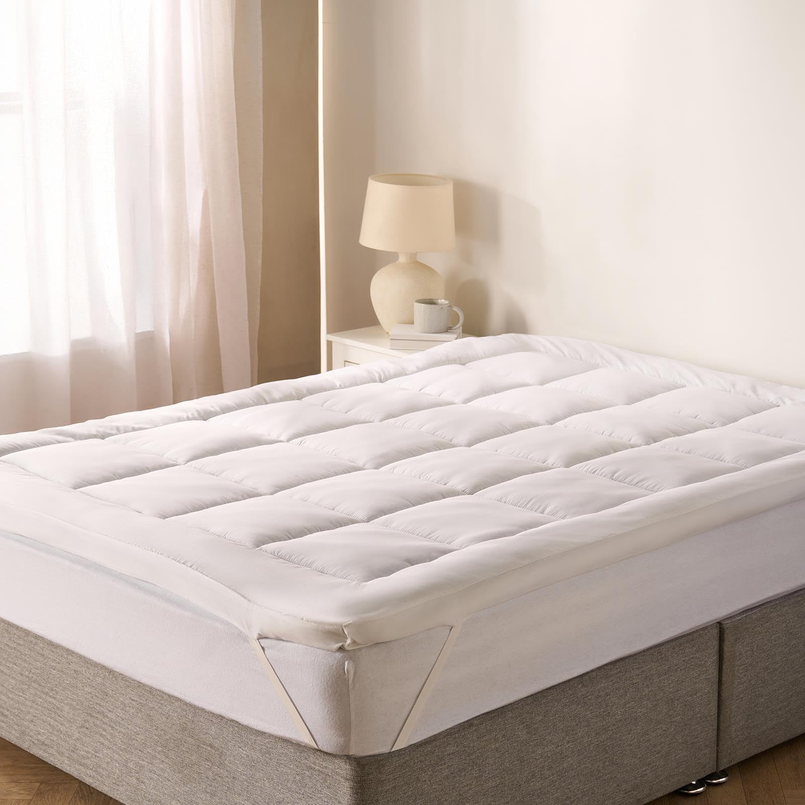 Ohs White Mattress Topper Double Bed Hotel Quality Box Stitched Microfibre Mattress Topper Deep Super Soft Heavy Fill Orthopaedic Anti Allergy Quilted Bed Toppers Double, - 135 X 190Cm