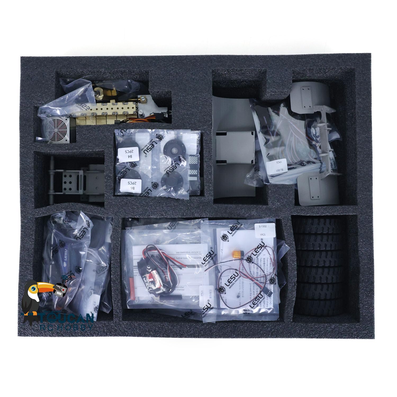 油圧動作ラジコンLESU 1/14 フォークリフトフルセット（うまく動きません） 油圧動作ラジコンLESU 1/14 フォークリフトフルセット（うまく