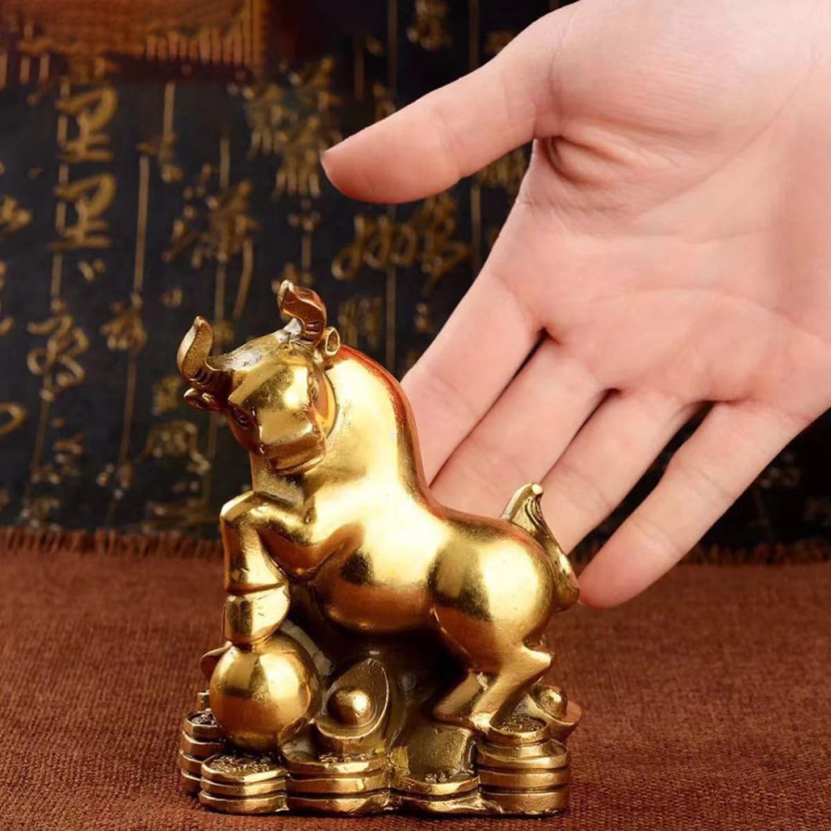 Gatuida Figura de Toro de Cobre Dorado, Adorno Creativo de Mesa