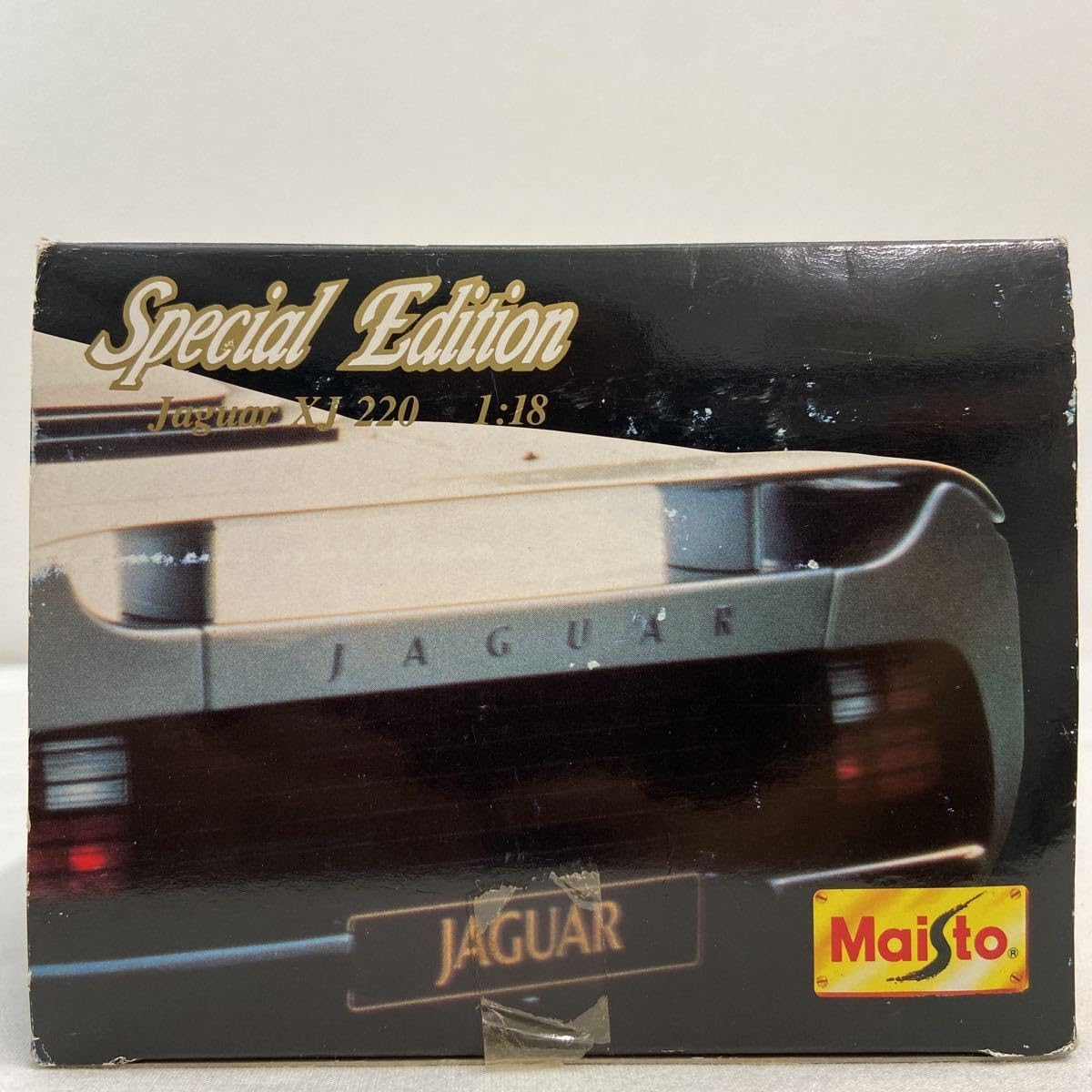 Jaguar XJ220 シルバー 1/18スケール 開発中1:18ジャガーXJ220 - Stirling Scale