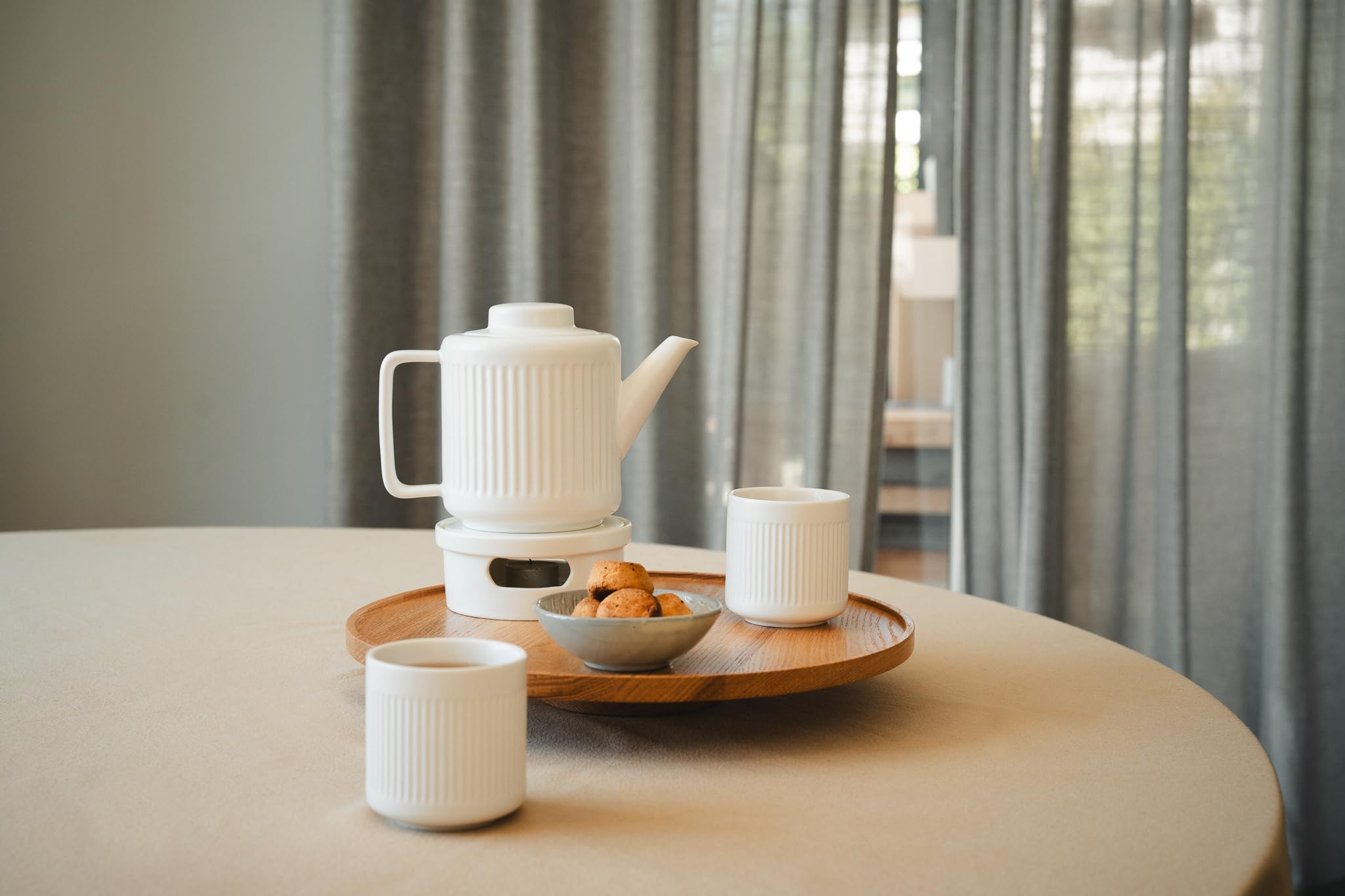 Bredemeijer Tetera de porcelana blanca de 1,2 litros con filtro de té de acero inoxidable, colador para tipos de té sueltos, apta para lavavajillas