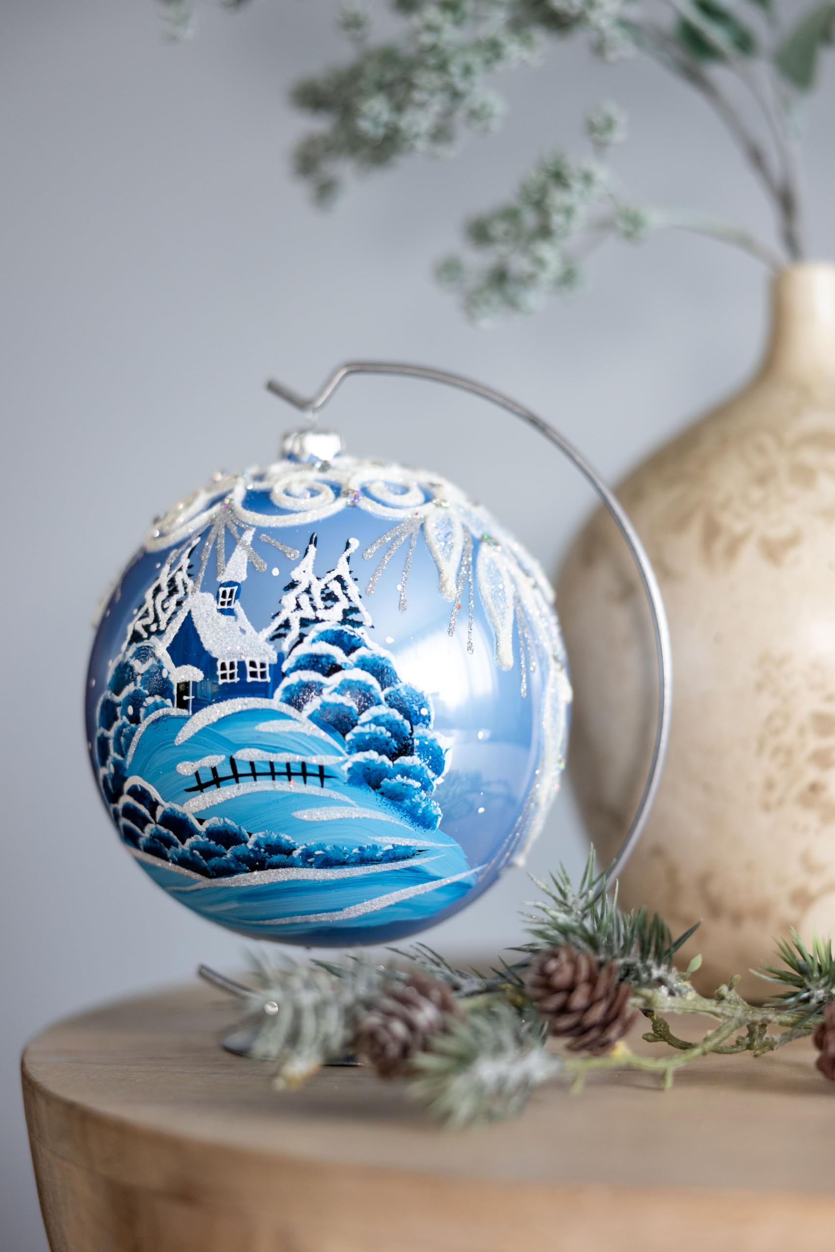 Himmelblaue Weihnachtsdekoration, polnische geblasene Glaskugel, große Kugel, 150 mm, handbemalt, Winterwunderland