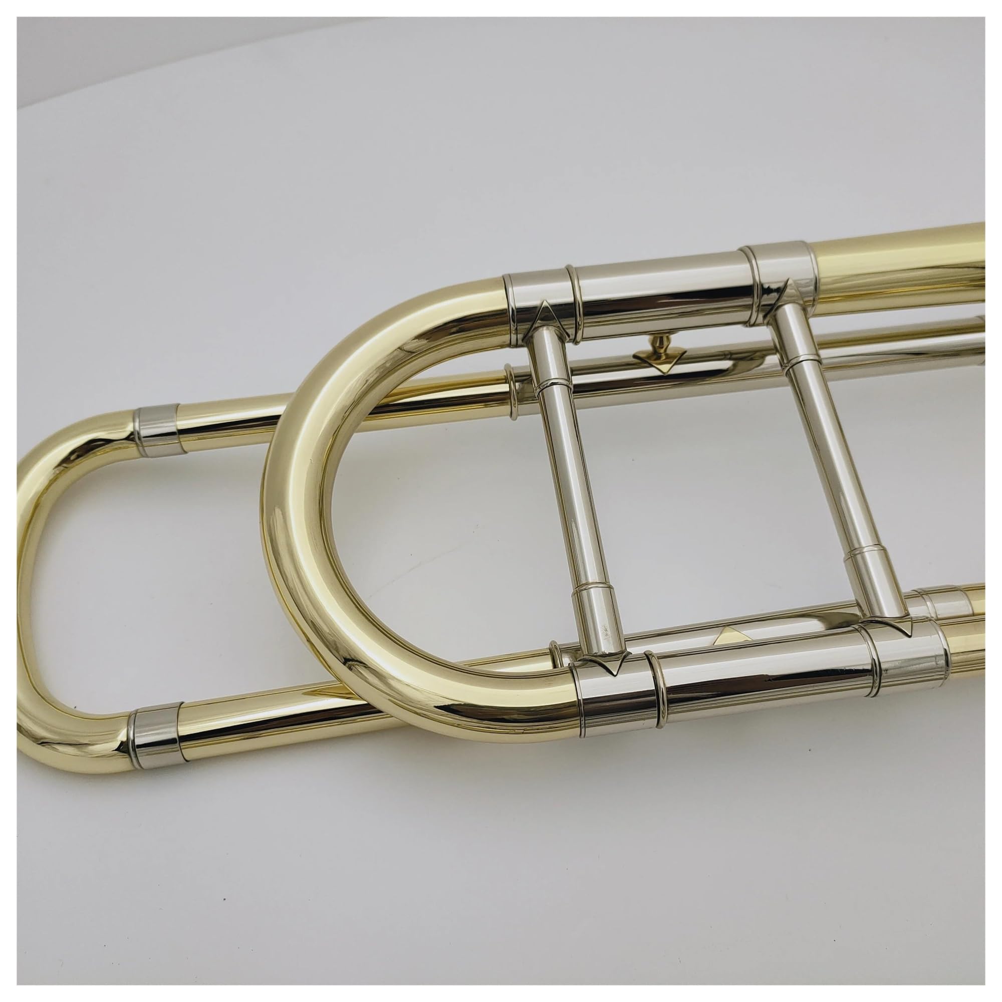 Amazon | トロンボーン トロンボーン Bb/F 真鍮 ラッカー仕上げ