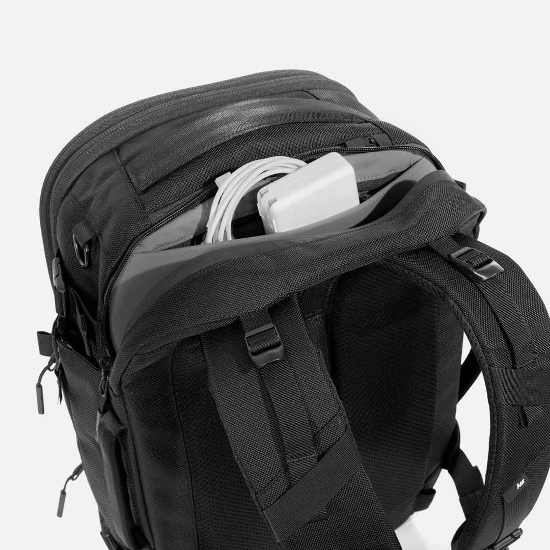 Amazon.co.jp: 【タグ付き】 Aer Travel Pack 3 Small Black