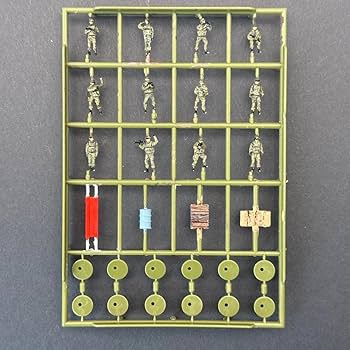 ミリタリーミニチュアアーミープラモデル　セット　ジオラマ　年代物　全92個＋ ミリタリーミニチュアアーミープラモデル セット ジオラマ 年代