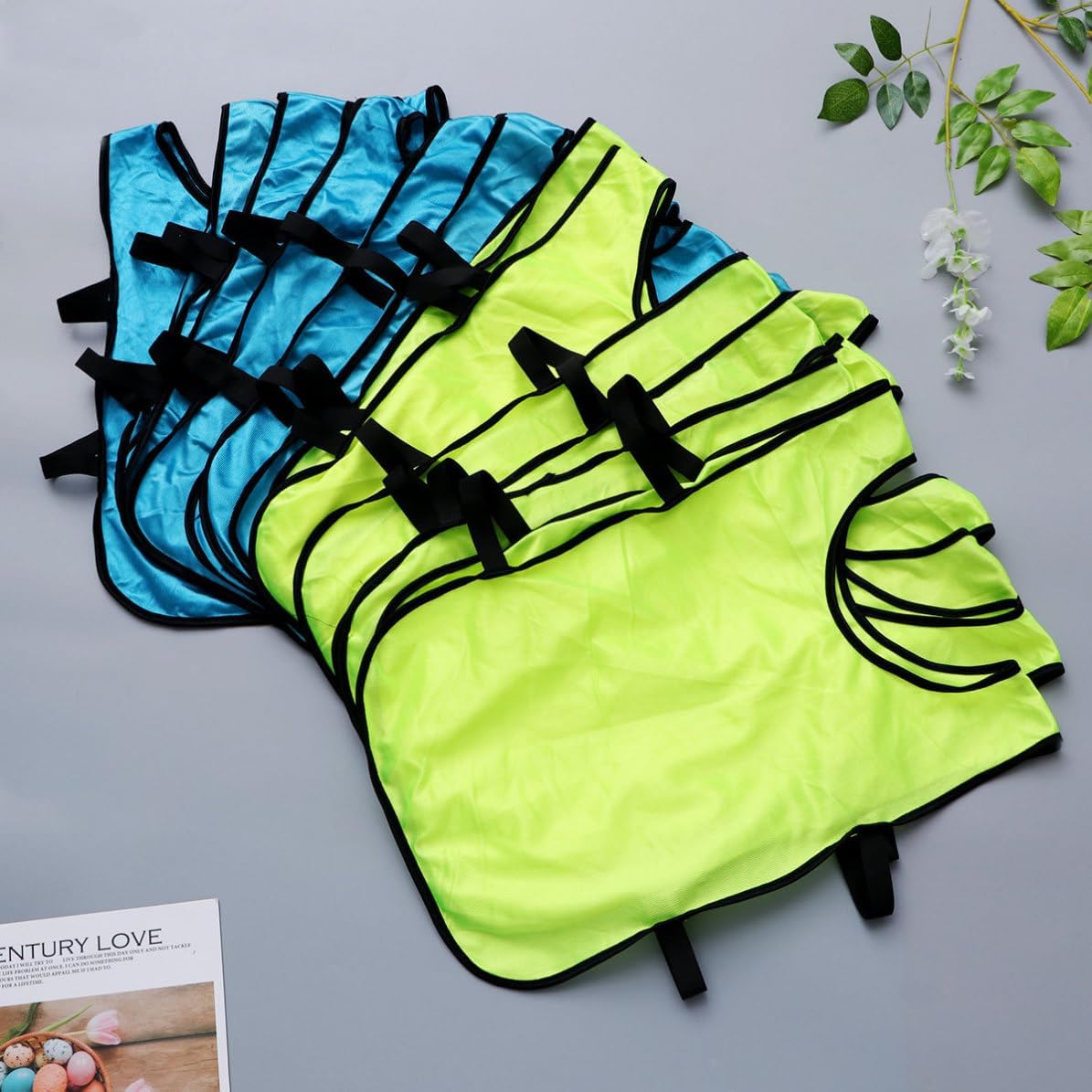 Luxshiny 12pcs Mesh Training Vest for Football and Team Practice Polyester