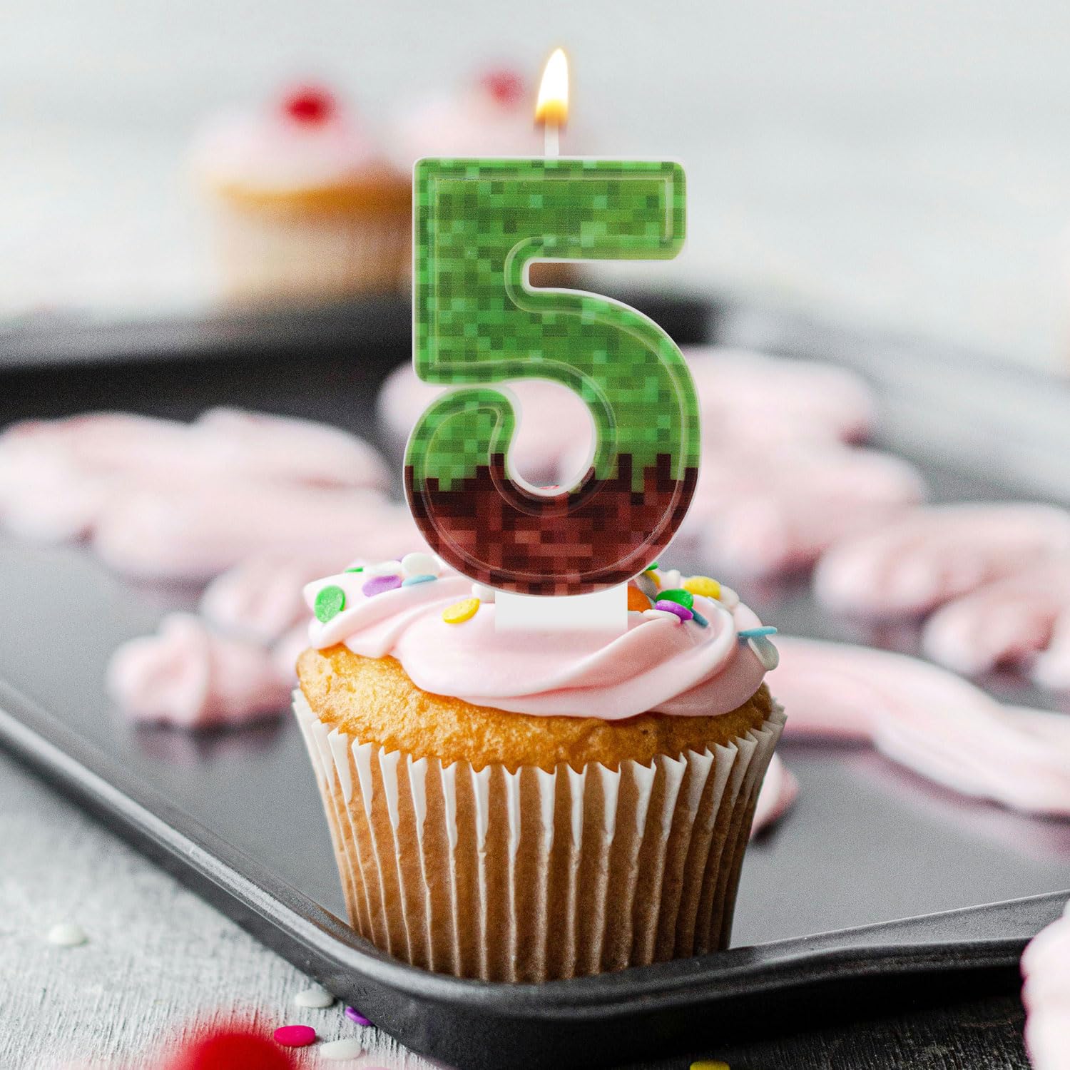 Candeline numero color rosso per dolci e torte di compleanno