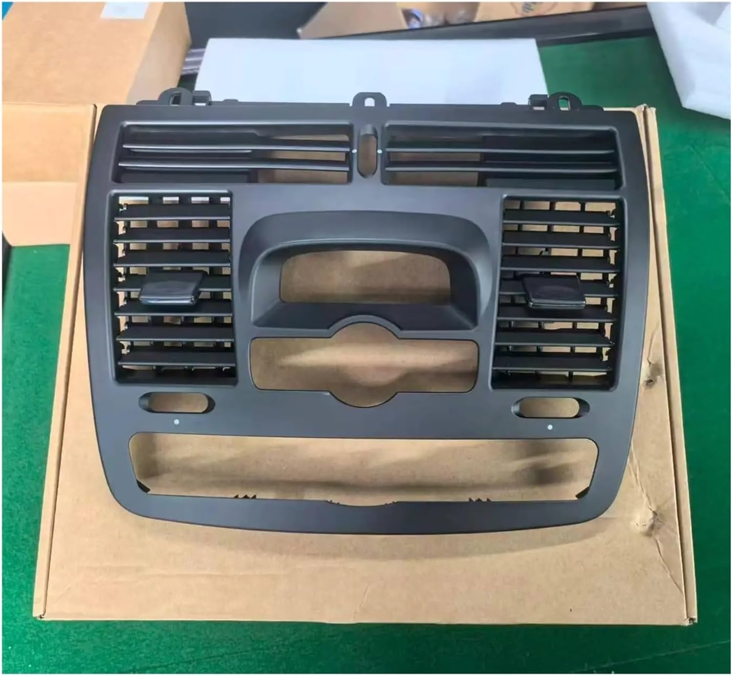 Adaptation Air Outlet Panel Compatible For Benz Viano (W636)/Vito (W639) 2004-2015 A/C System